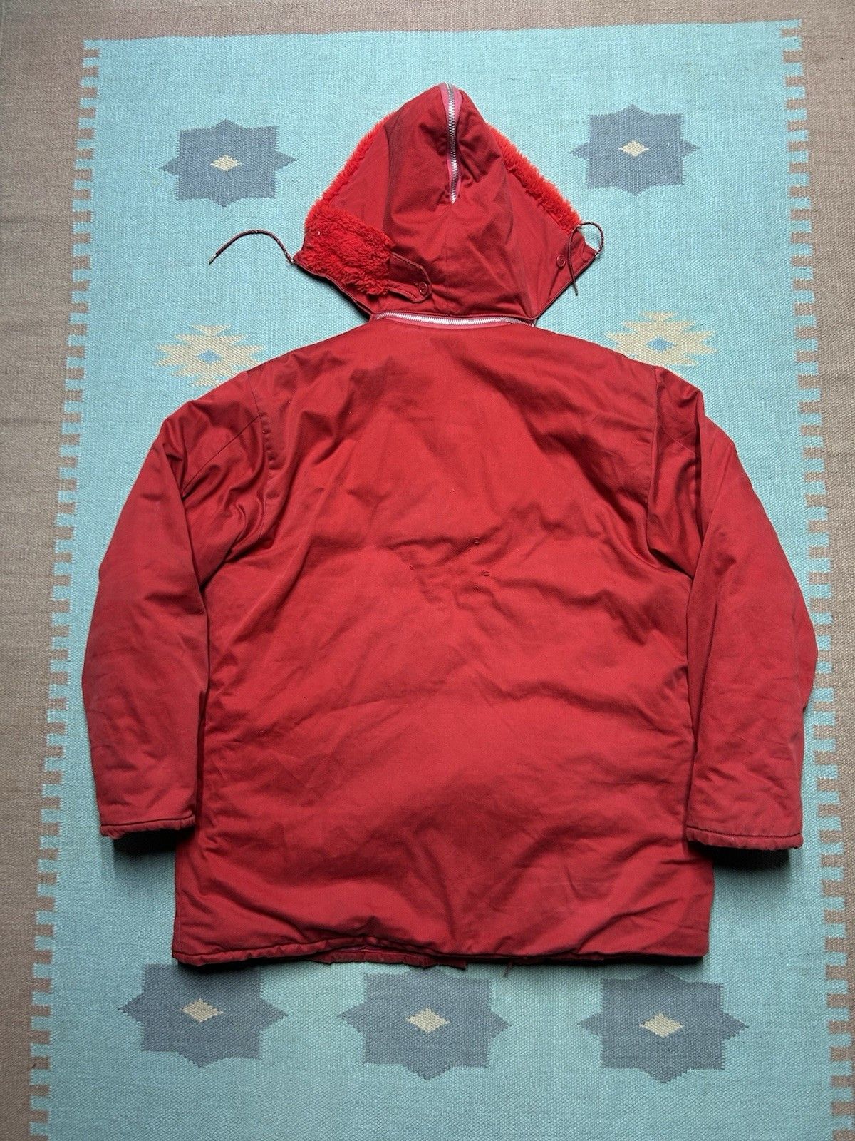 Vintage 1950s quilt lined parka jacket expedition survival red L Size US L / EU 52-54 / 3 - 8 Thumbnail