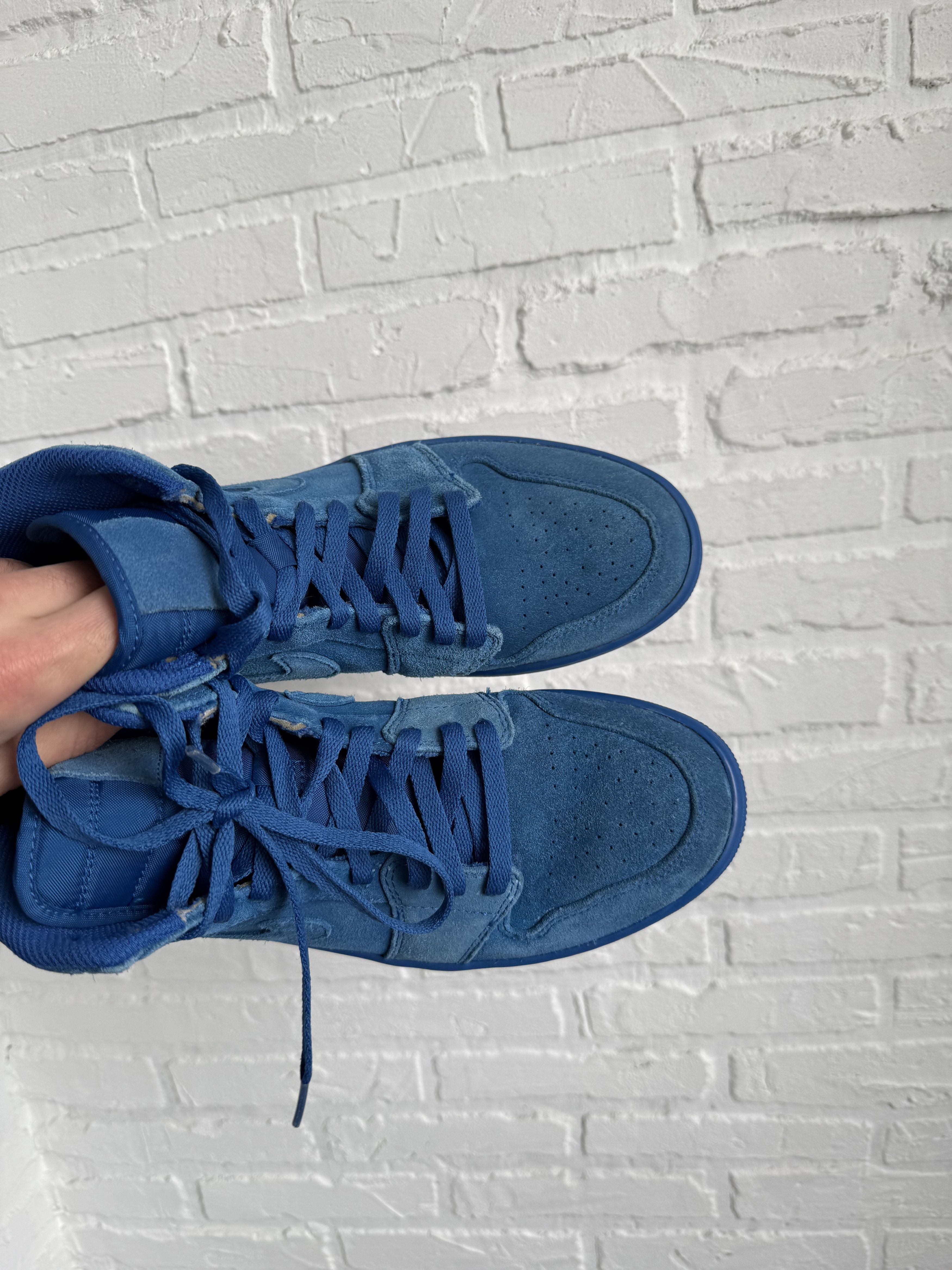 Nike Nike Air Jordan 1 Retro High Blue Suede Size US 9 / EU 42 - 16 Thumbnail
