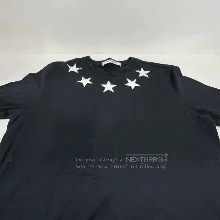 Givenchy Givenchy Star Embroidered Short Sleeve T-Shirt. Size US S / EU 44-46 / 1 - 5 Thumbnail