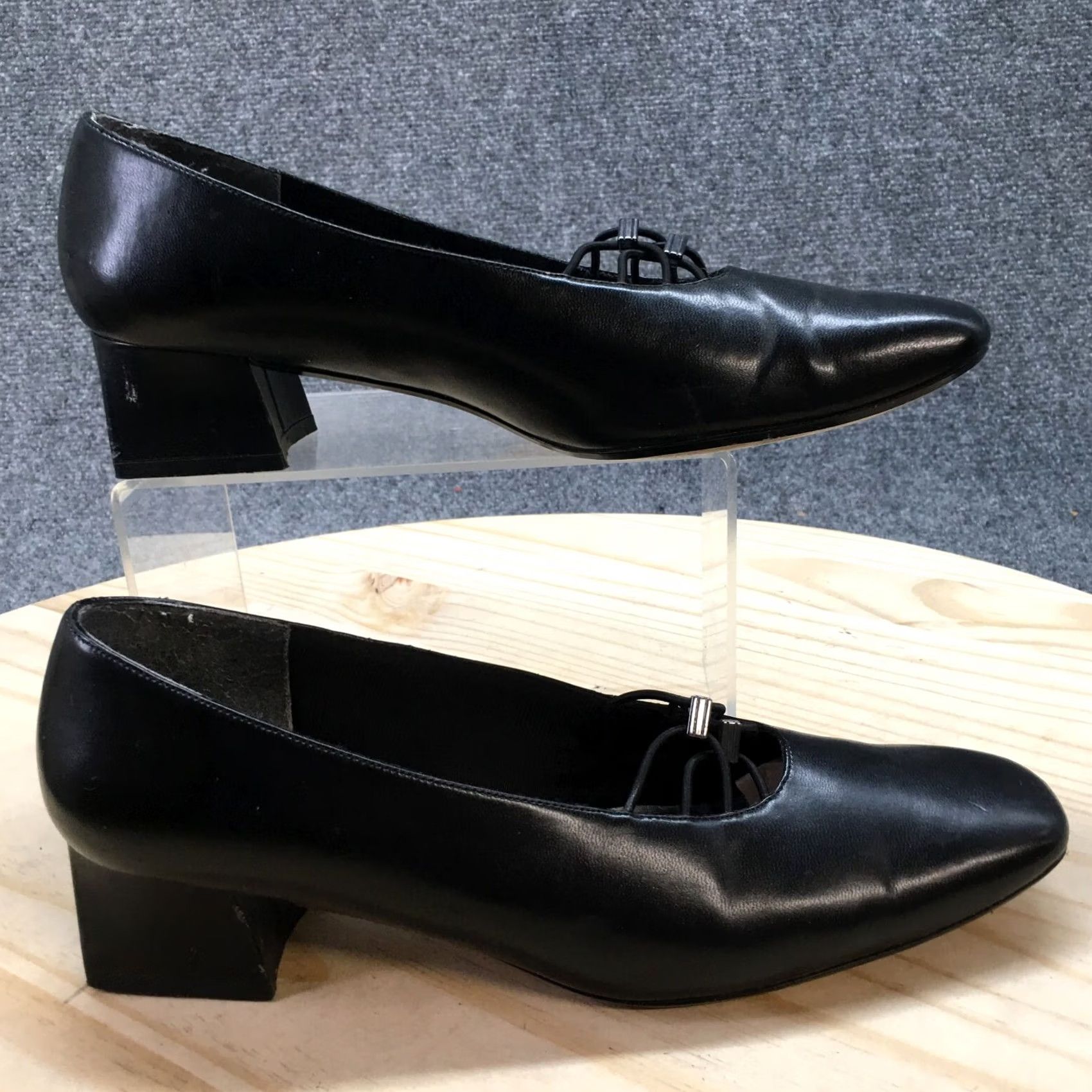 Vintage LifeStride Heels Womens 8.5 Pumps Black Faux Leather Slip On Block Casual Shoe Size US 9 / IT 39 - 2 Thumbnail