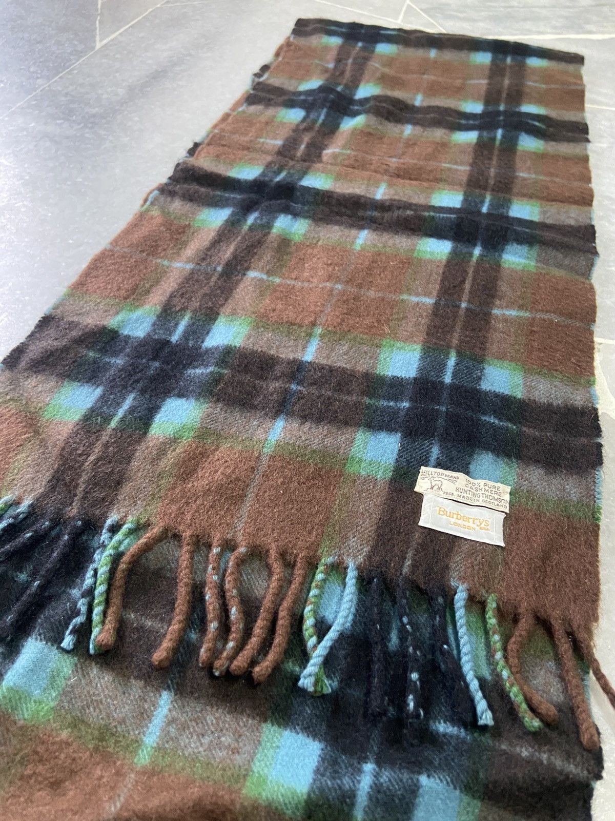 Burberry Burberry London Muffler Scarf Size ONE SIZE - 10 Thumbnail