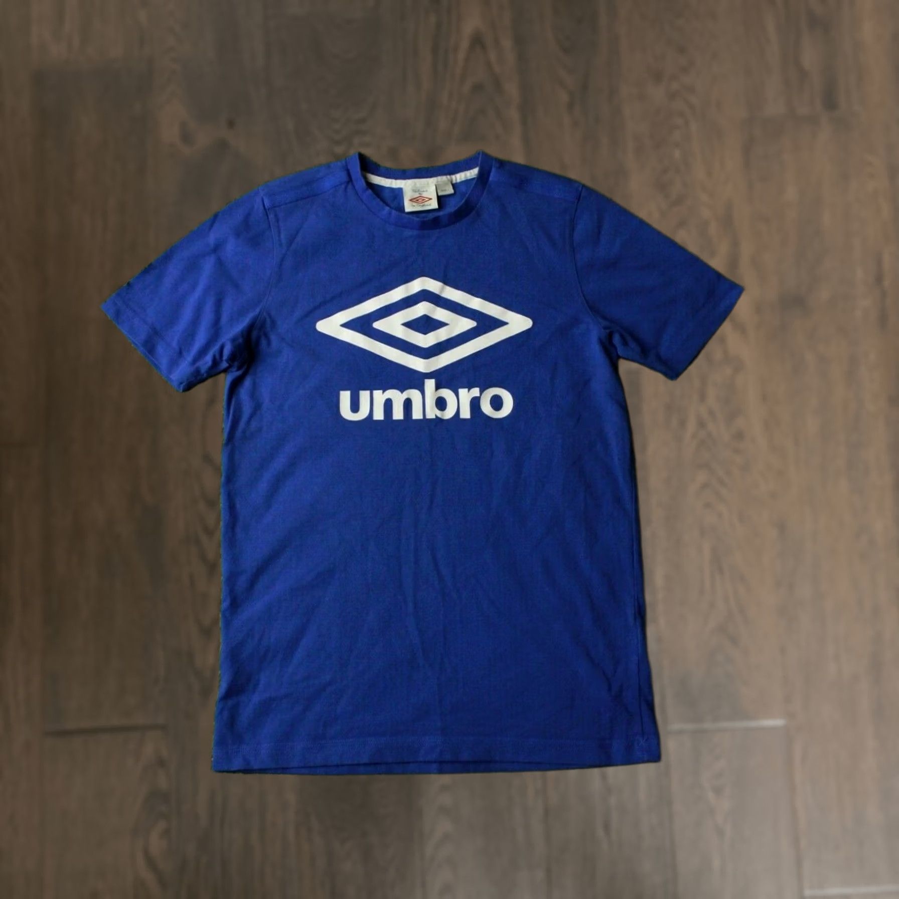 Umbro Umbro ORIGINAL mens CASUAL SHIRT T-SHIRT TEE JERSEY TRIKOT MAGLIA SIZE S Blue Logo Short Sleeve Casual Men's T-Shirt 65% Cotton 35% Polyester Size US S / EU 44-46 / 1 - 1 Thumbnail