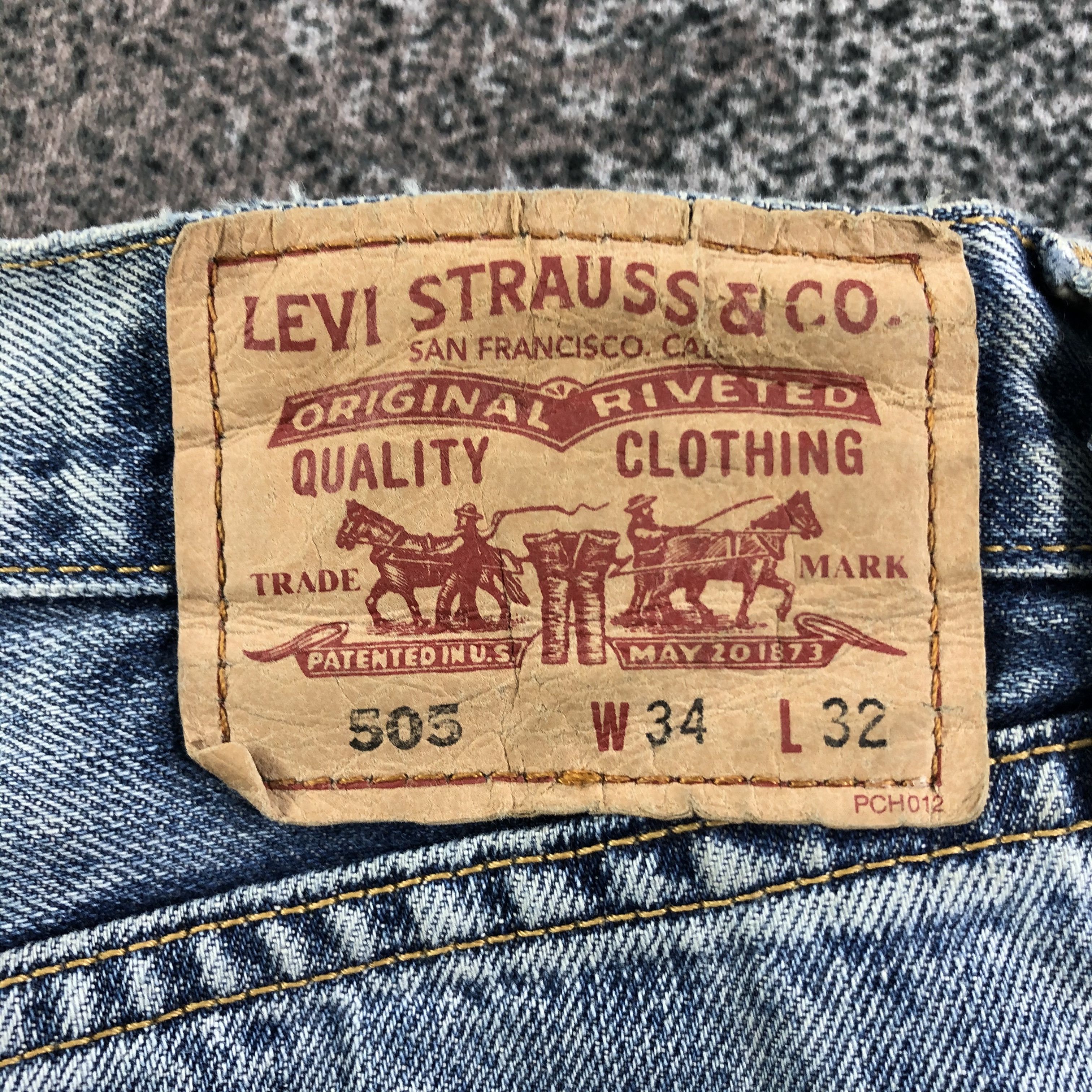 Levi's Vintage Levis 505 Jeans Distressed Denim KJ1743 Size US 34 / EU 50 - 5 Thumbnail