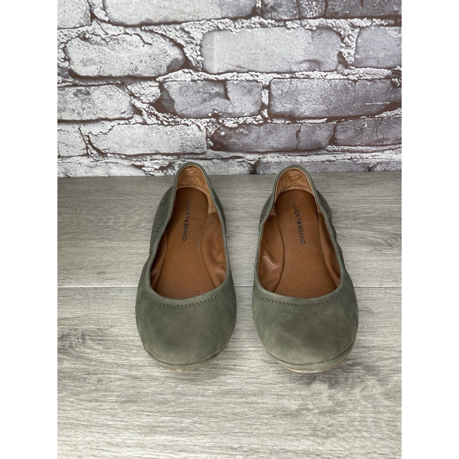 Lucky Brand Lucky Brand Olive Green Suede Erin Round Toe Ballet Flats Wo Size US 8.5 / IT 38.5 - 9 Thumbnail