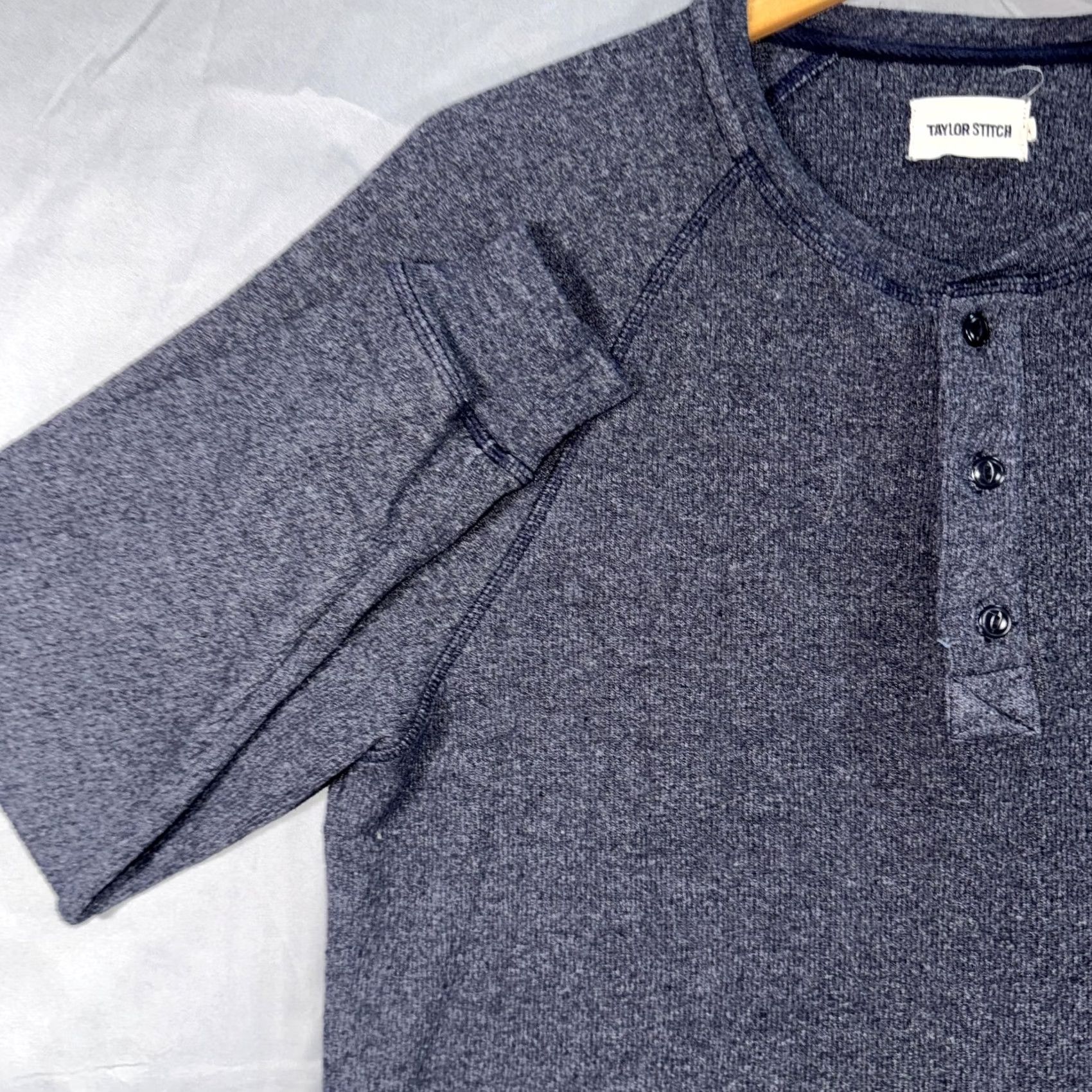 Taylor Stitch Taylor Stitch Henley Shirt Mens 40 Gray Long Sleeve Thermal Waffle Knit Casual Size US L / EU 52-54 / 3 - 7 Thumbnail