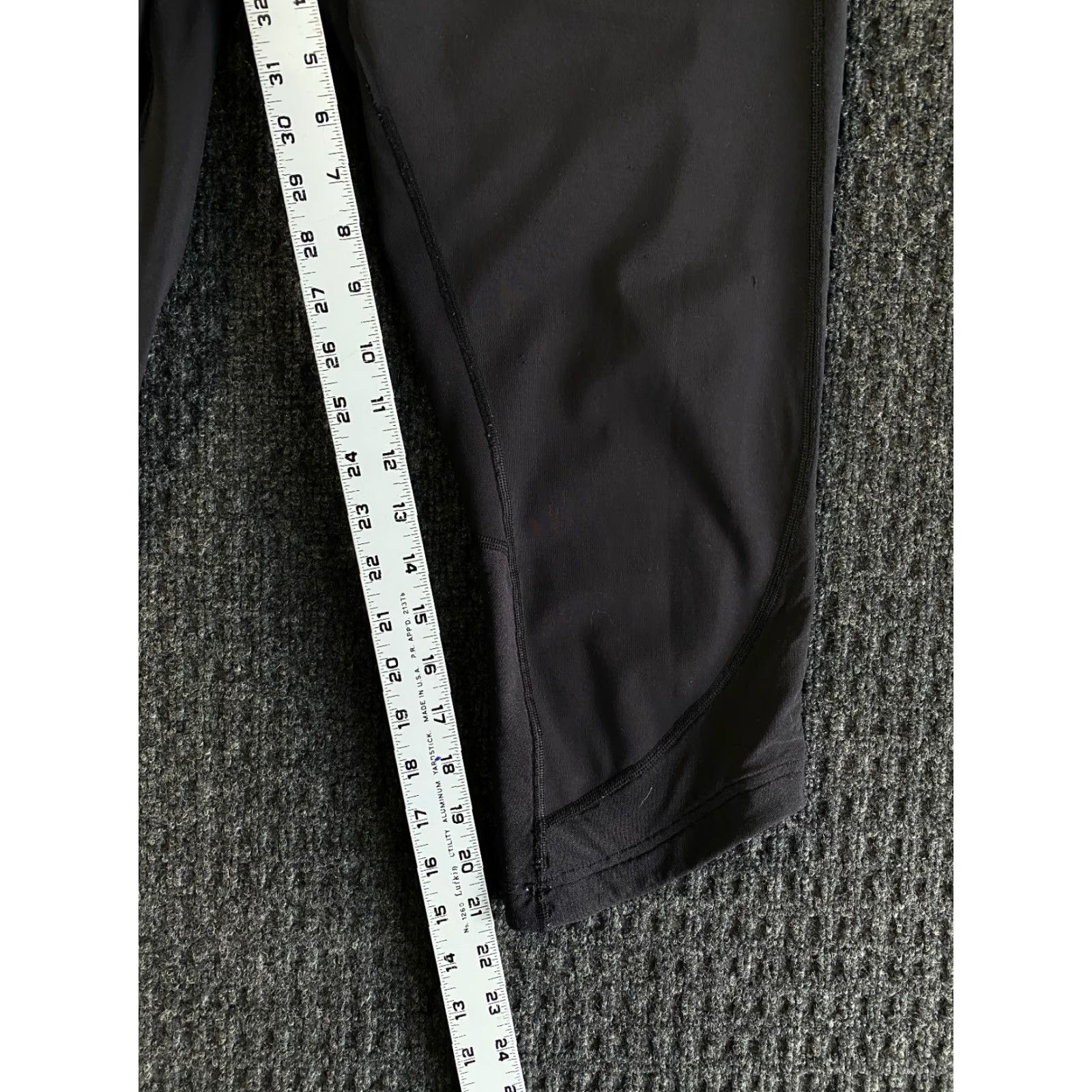 Lululemon VINTAGE Lululemon Align High Rise Cropped 21” Yoga Pants Black 12 LW6AEISX10217 Size 34" / US 12 / IT 48 - 5 Thumbnail