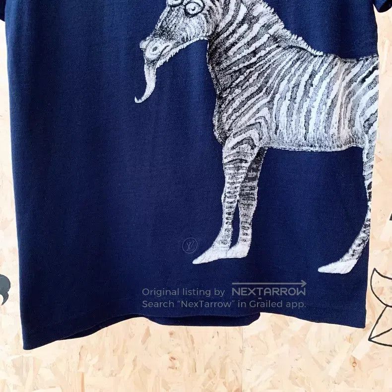 Louis Vuitton Louis Vuitton Zebra short sleeve Size US M / EU 48-50 / 2 - 4 Thumbnail