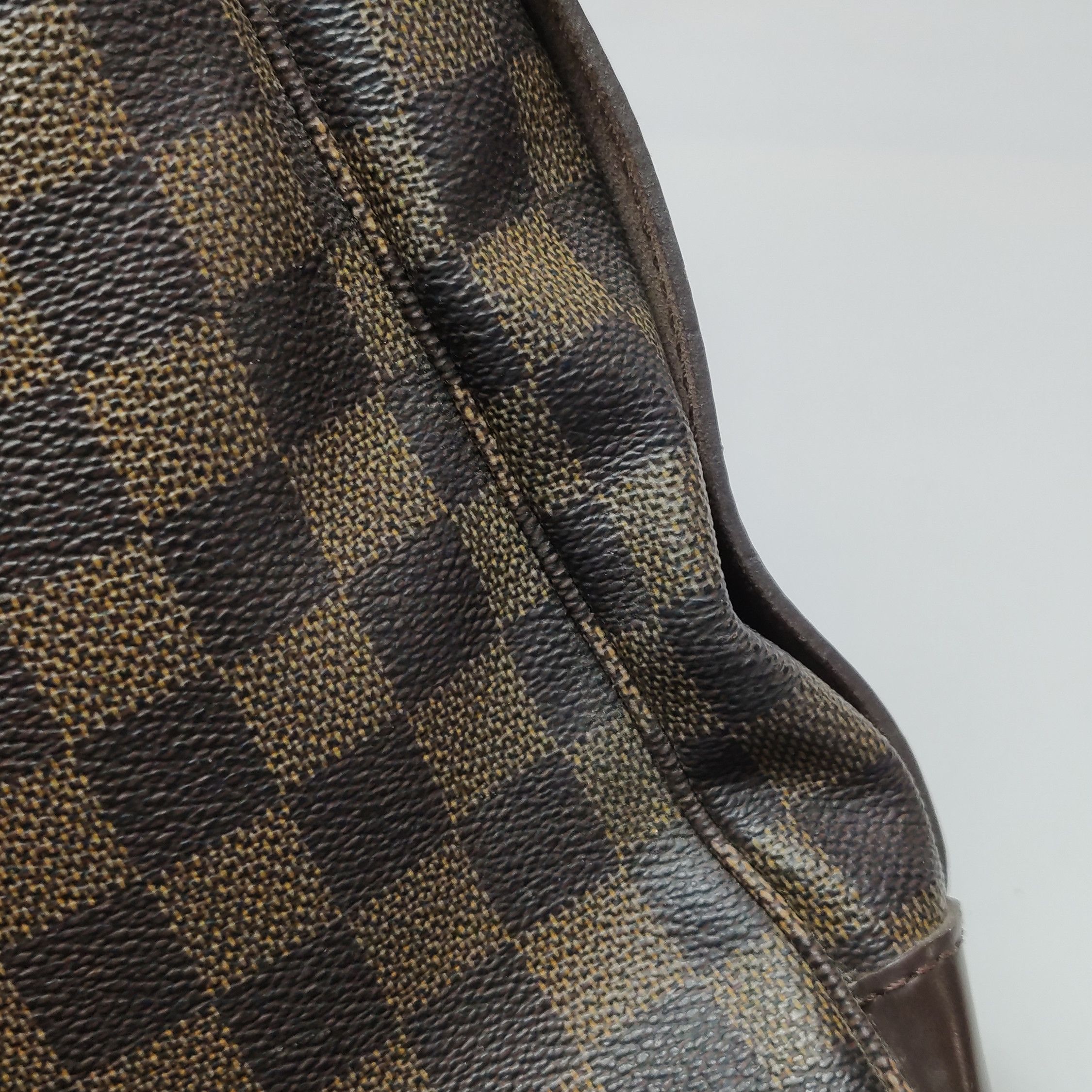 Louis Vuitton Louis Vuitton (LV) Bastille leather checkerboard flap cross Size ONE SIZE - 6 Thumbnail