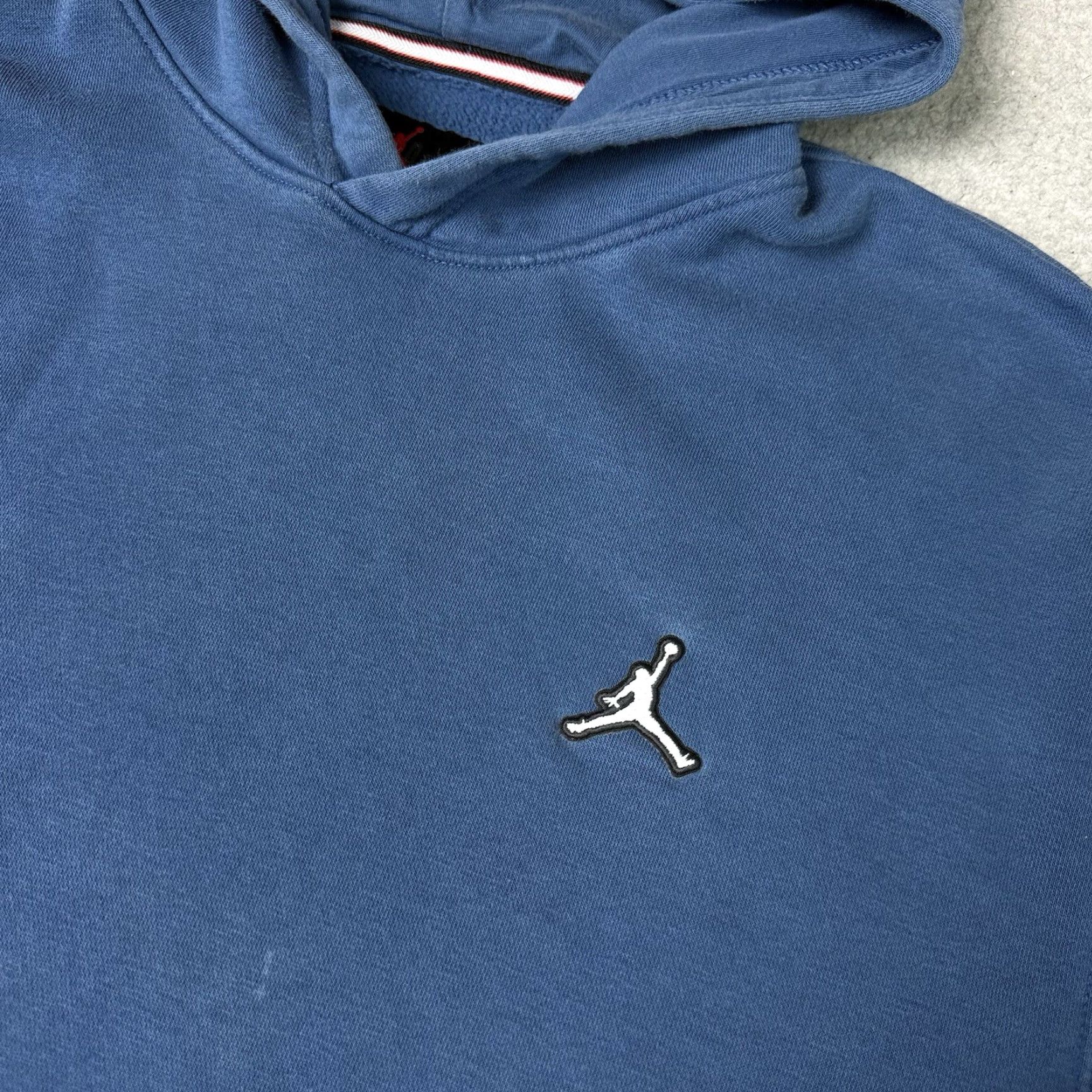Jordan Brand VINTAGE Nike Jordan Hoodie Mens Medium Blue Jumpman Logo Pullover Fleece Kangaroo Pocket Size US M / EU 48-50 / 2 - 3 Thumbnail