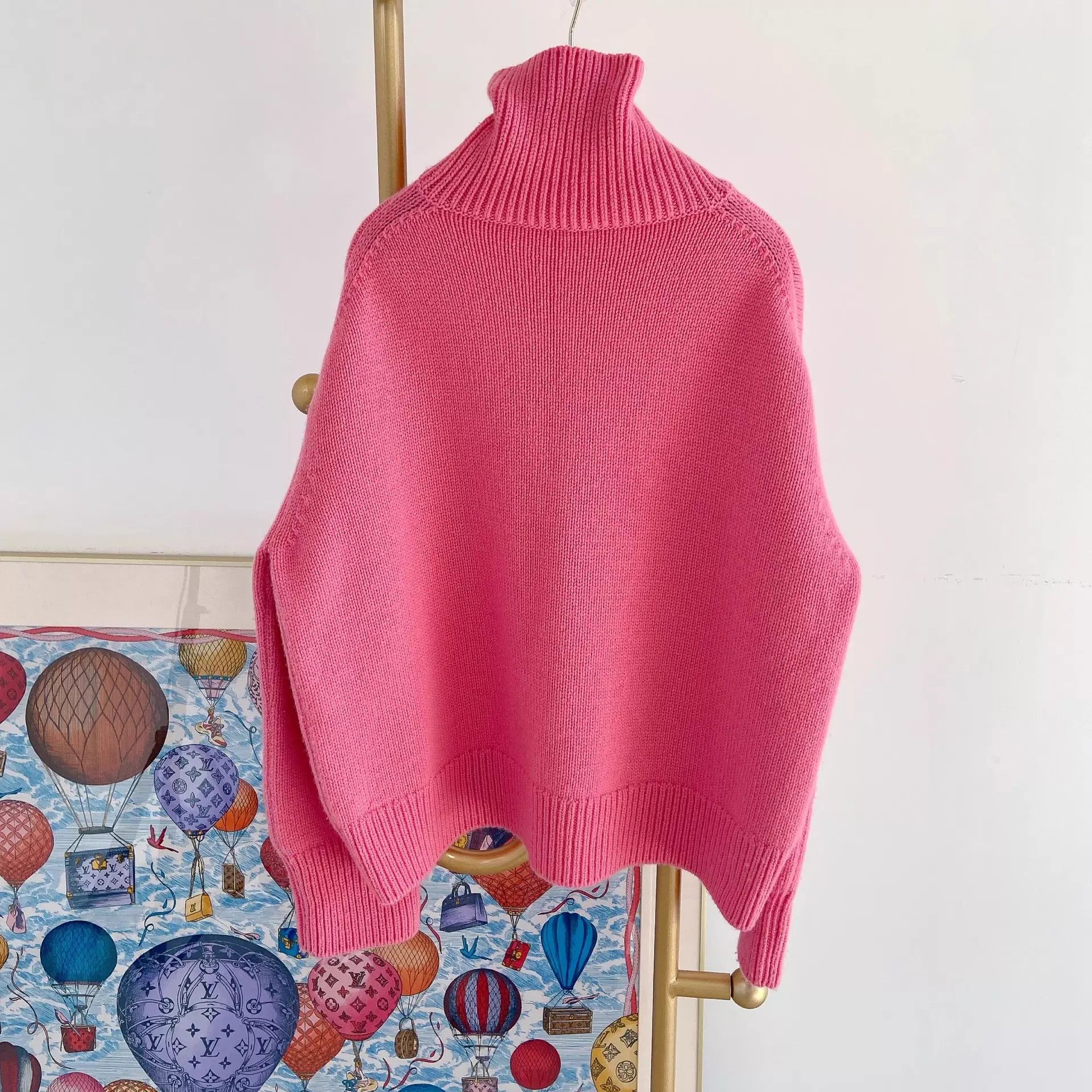 Celine Celine Pink Turtleneck Knit Top XS Size XS / US 0-2 / IT 36-38 - 2 Thumbnail