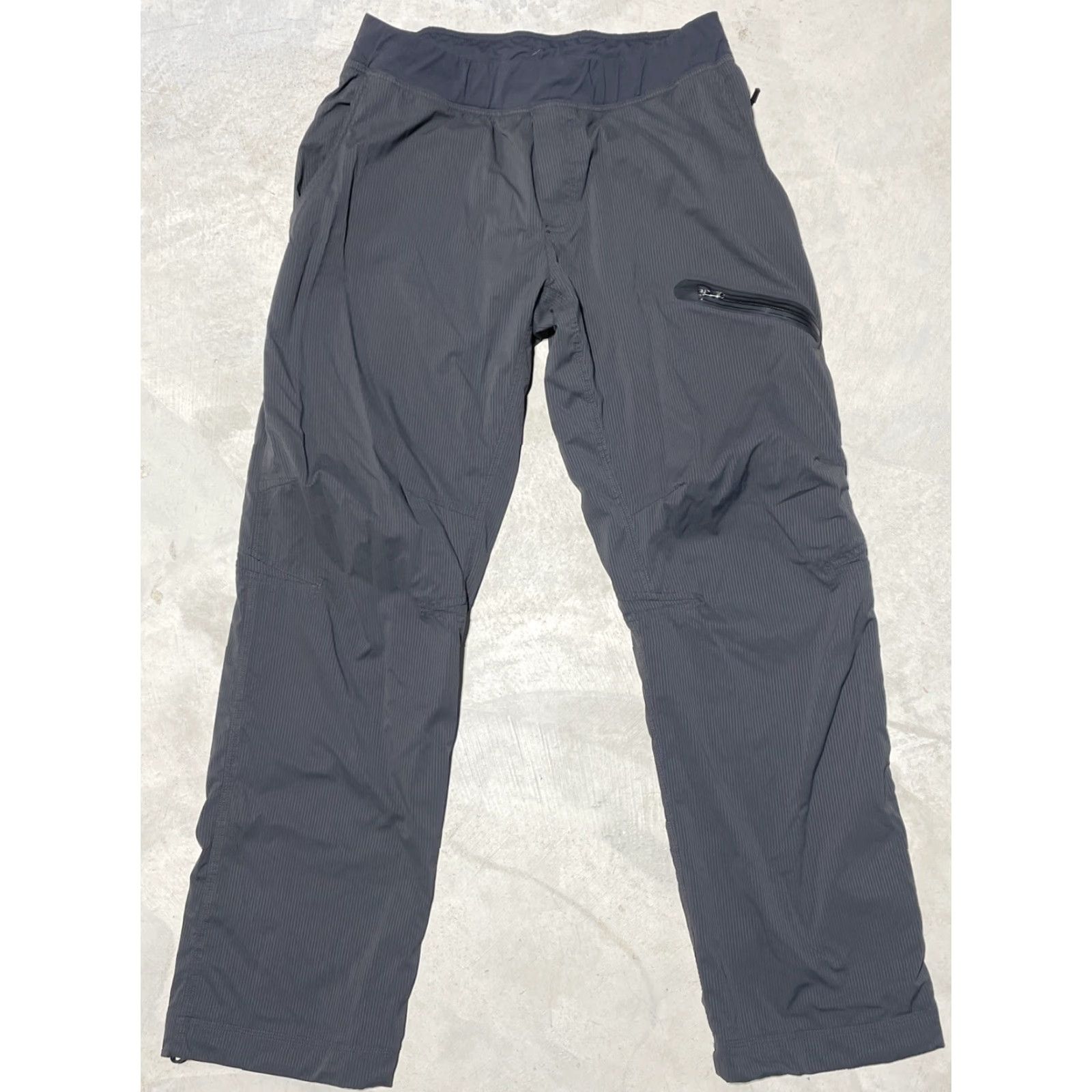 Lululemon Lululemon Pants Men XL Gray Dance Studio Technical Stretch Zip Pocket Cargo Size US 36 / EU 52 - 2 Thumbnail