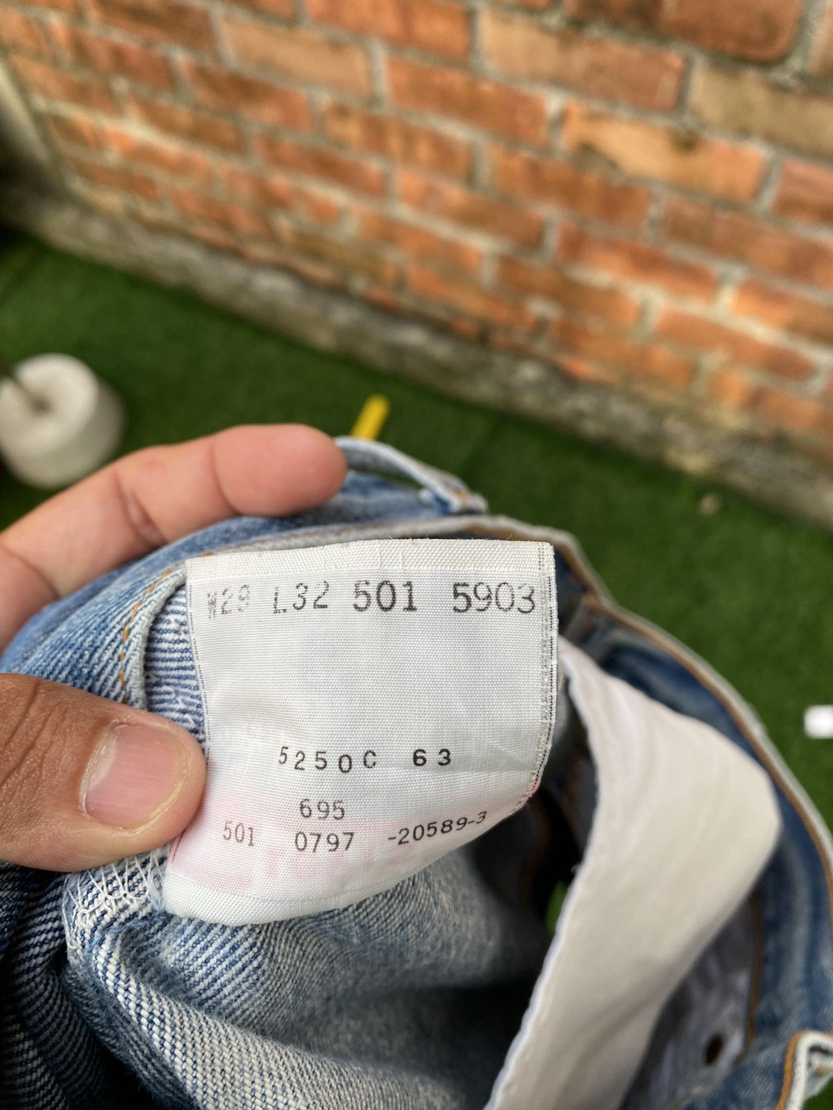 Levi's × Levi's Vintage Clothing × Vintage W30x29 Vintage levi's 501 made in USA Faded Size US 30 / EU 46 - 8 Thumbnail