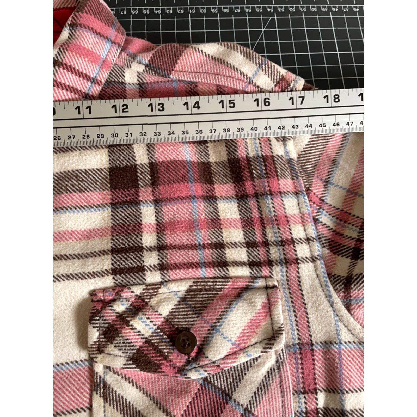Vintage VINTAGE Artful Dodger Flannel Shirt Men 40 Large Cream Pink Plaid Heavyweight 90s Grunge Mens Size US L / EU 52-54 / 3 - 7 Thumbnail