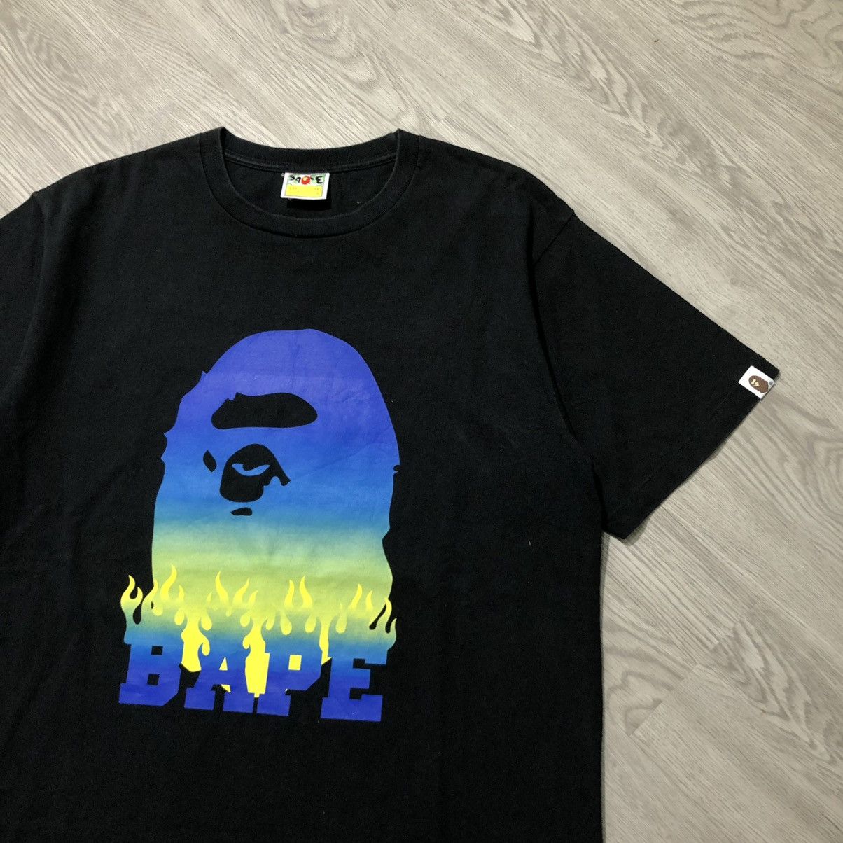 Bape Vintage Bape Blue Flame Head A Bathing Ape Big Logo T-shirt Size US XL / EU 56 / 4 - 2 Thumbnail