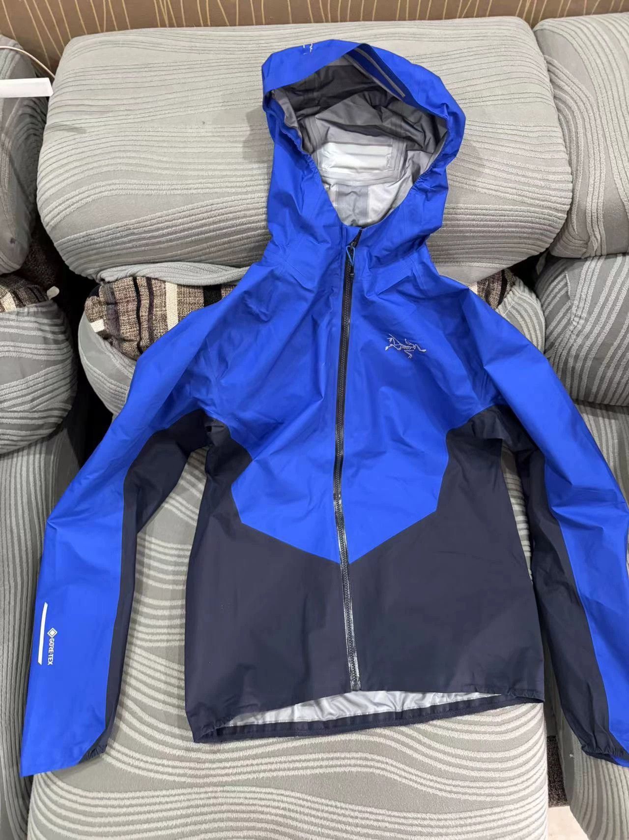 Arc'teryx Blue Hooded Rain Jacket Size S Size US S / EU 44-46 / 1 - 1 Thumbnail