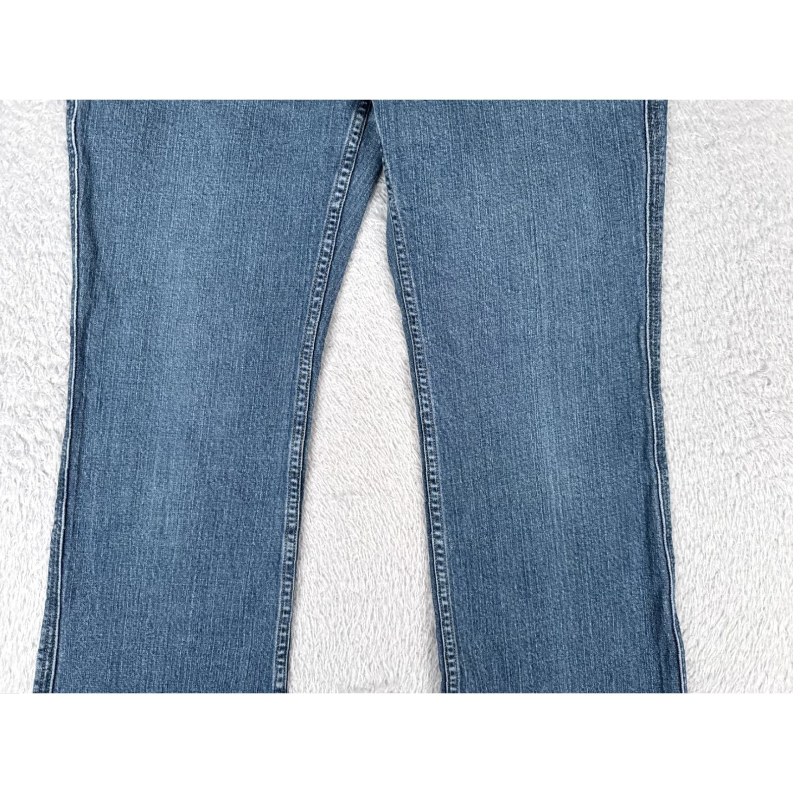 Duluth Trading Company Duluth Jeans Womens 12 Bootcut Mid Rise Cotton Blend 32x29 Denim Blue 5-Pocket Stretch Jeans Mens? Size 34" / US 12 / IT 48 - 3 Thumbnail