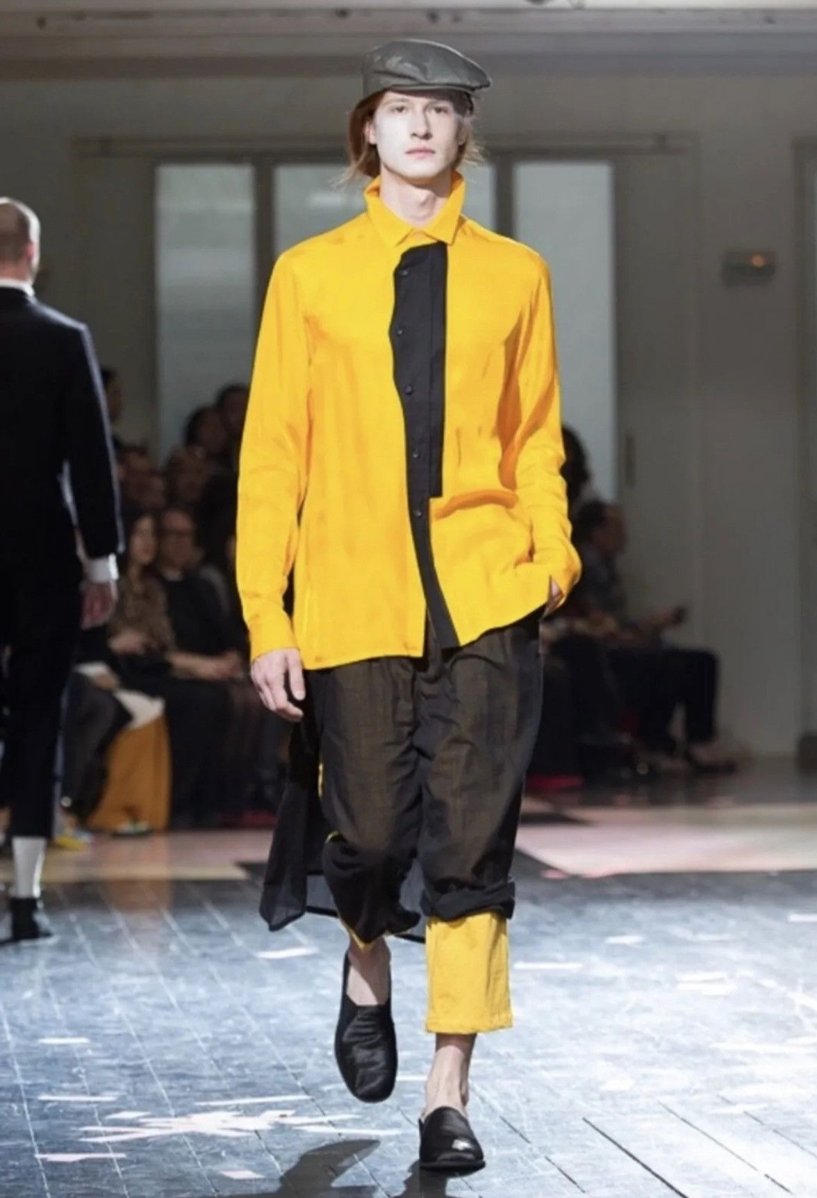 image of Yohji Yamamoto Pour Homme Shirt S/s 2014 Sz.4 in Black/Yellow, Men's (Size Large)