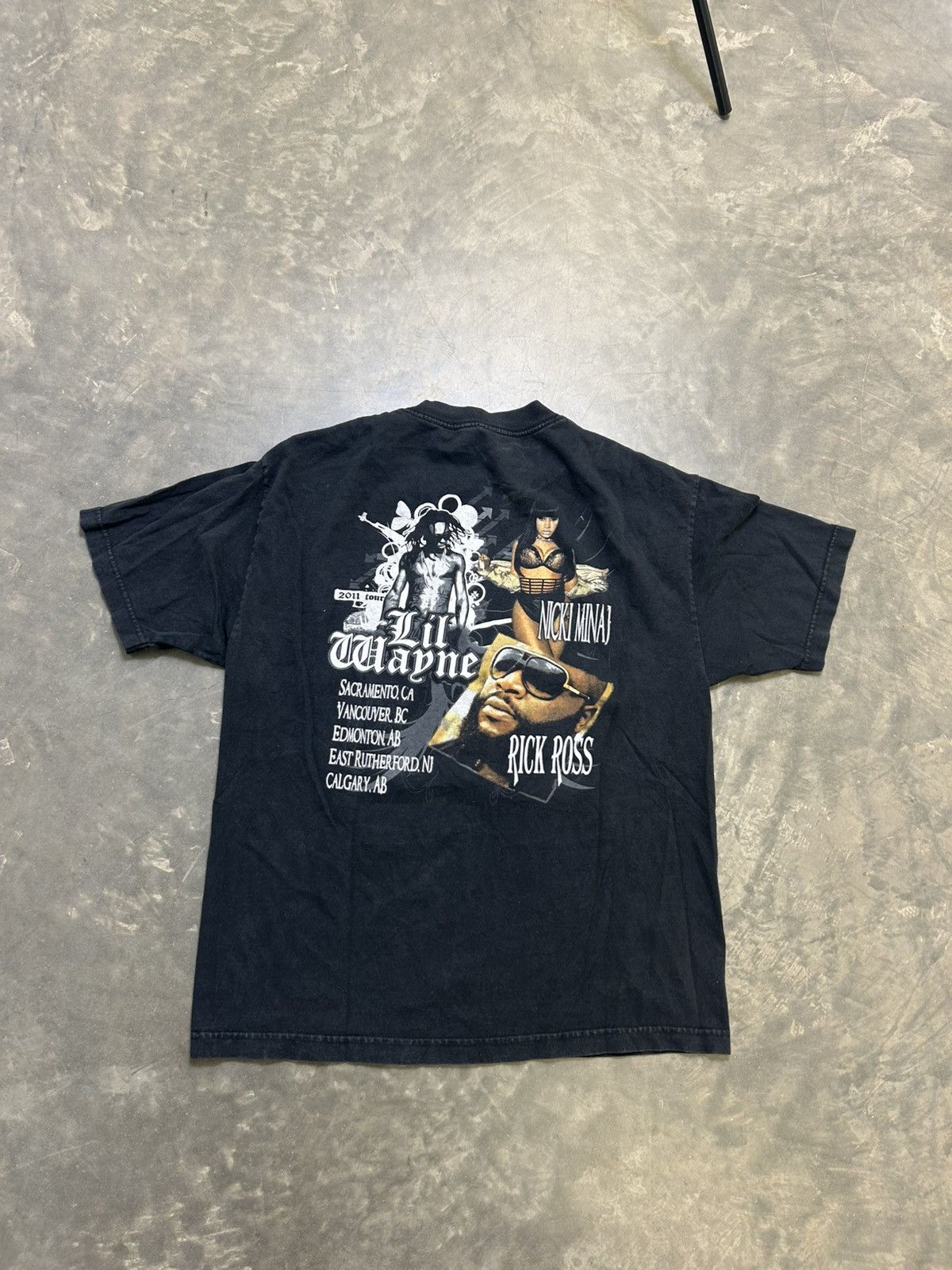 Vintage 2011 lil Wayne tour tee Size US L / EU 52-54 / 3 - 2 Thumbnail