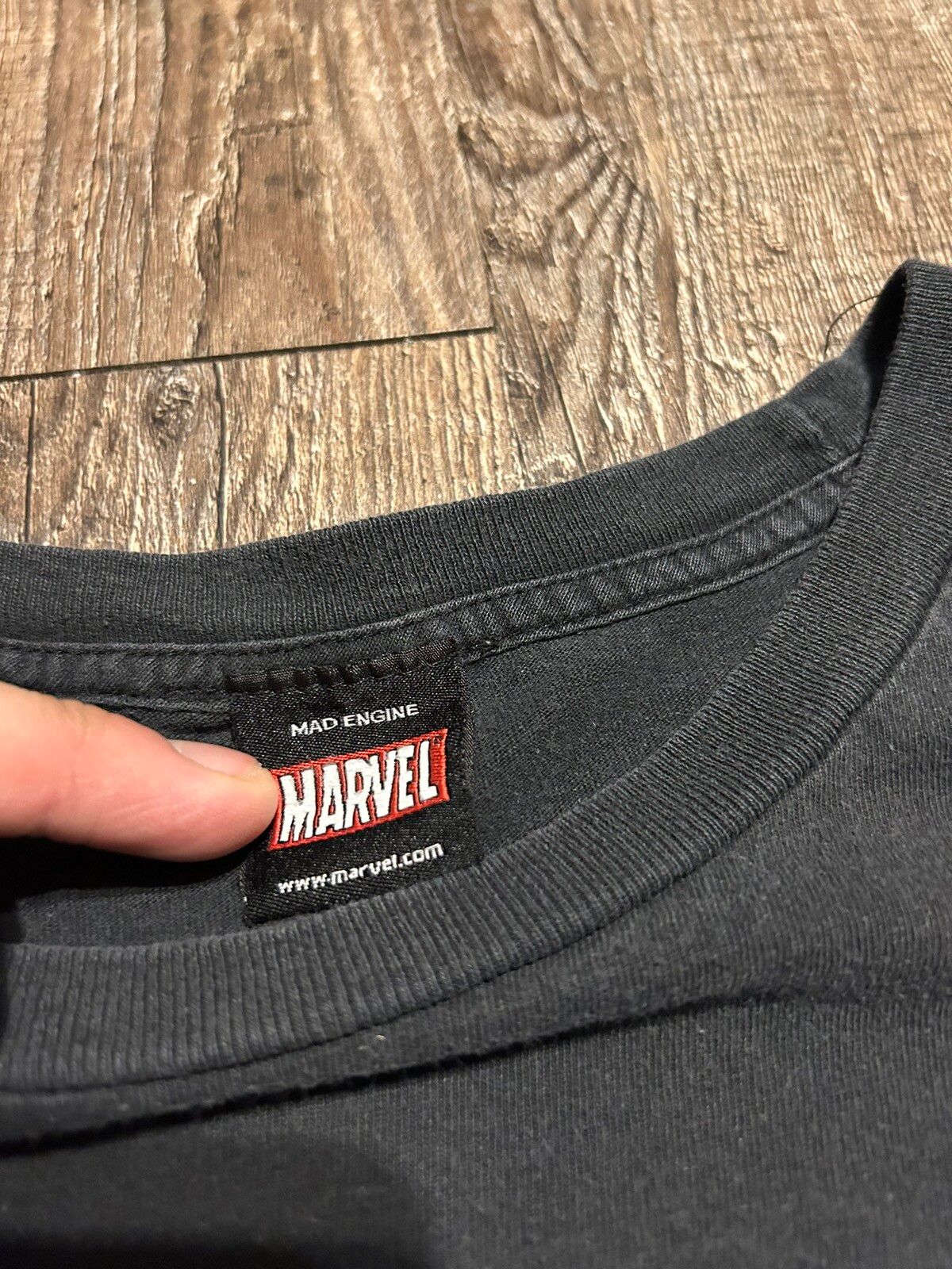 Marvel Comics Y2K Marvel Avengers Captain America Shield Graphic Shirt Size US XL / EU 56 / 4 - 3 Thumbnail
