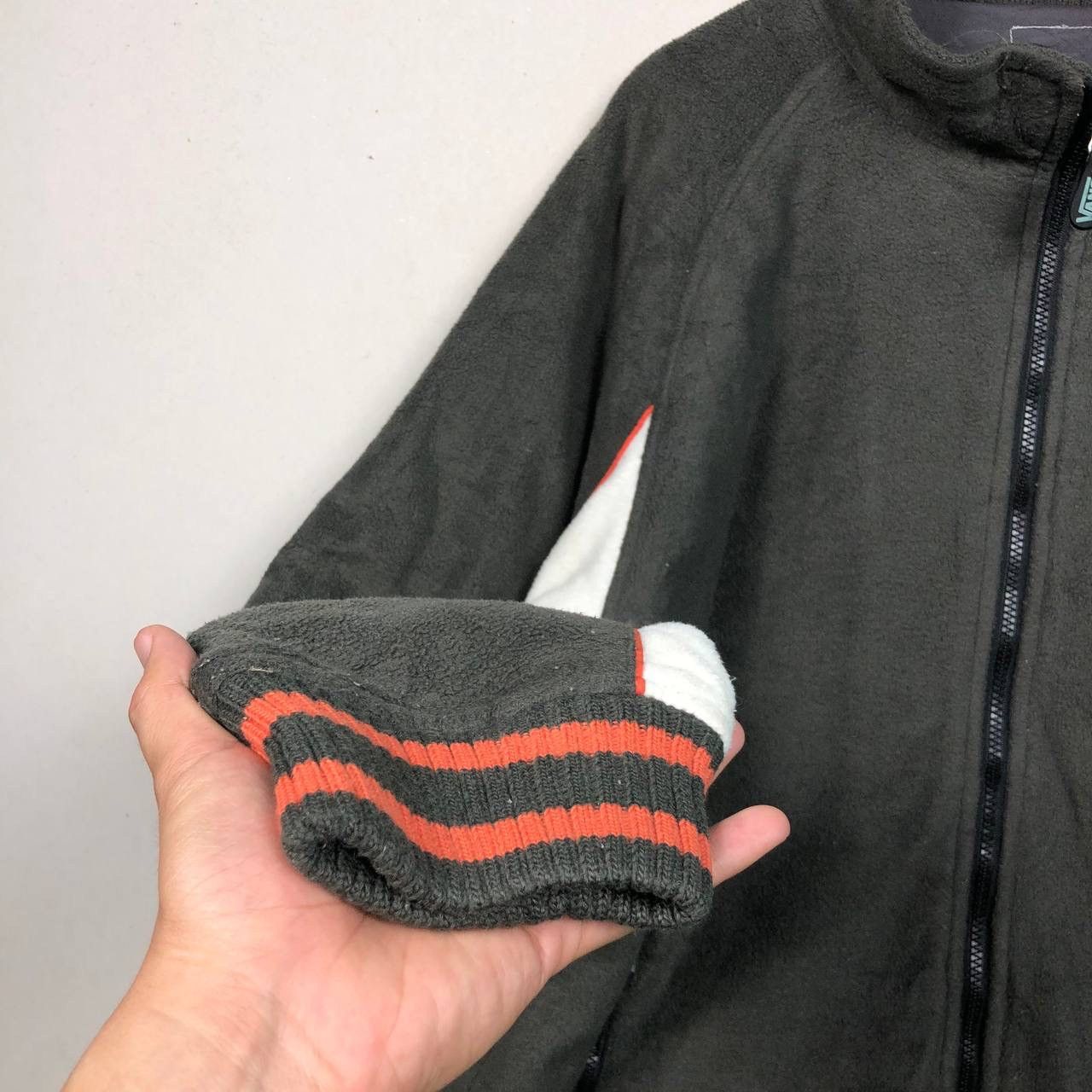 Vans Vintage Vans Skateboard Fleece Sweater Full Zipper Jacket Size US XL / EU 56 / 4 - 5 Thumbnail