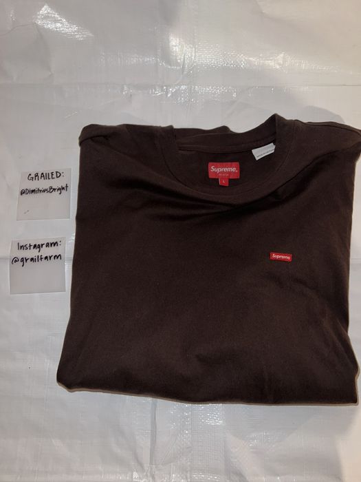 Supreme tee small on sale logo