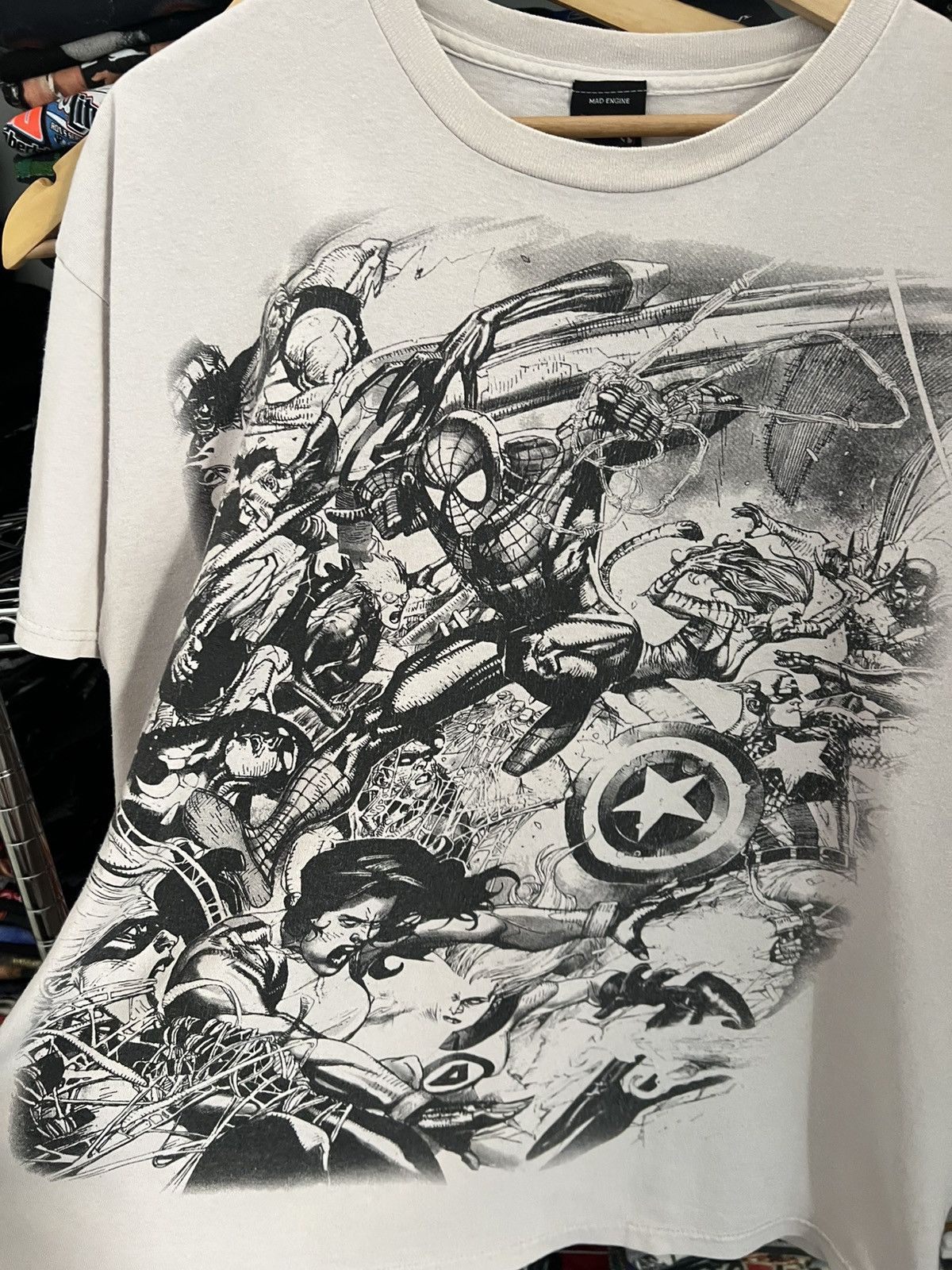 Mad Engine 2000s Marvel Comics Characters Superheroes Tee Size US L / EU 52-54 / 3 - 3 Thumbnail