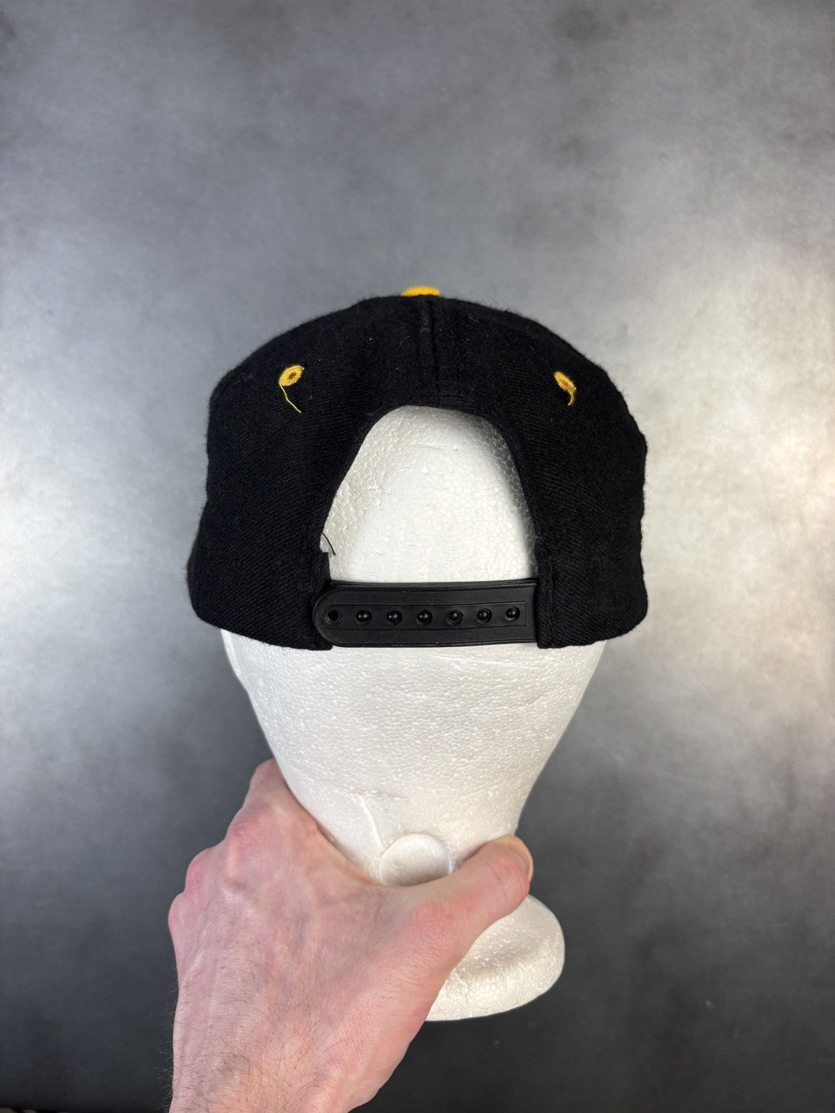 NFL × Vintage Vintage Pittsburgh Steelers Snapback NFL Team Snapback 1990s Size ONE SIZE - 12 Thumbnail