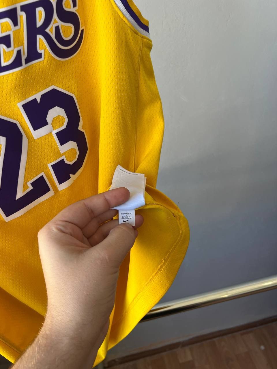 NBA 2021 LOS ANGELES LAKERS #23 LEBRON NIKE BASKETBALL JERSEY S Size US S / EU 44-46 / 1 - 12 Thumbnail