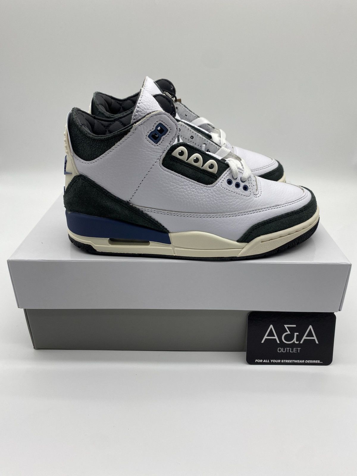 Jordan Brand Jordan 3 Retro OG SP A Ma Maniere For The Love Diffused Blue Size US 4 / IT 34 - 1 Thumbnail