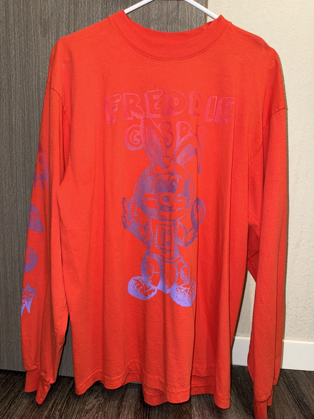 Band Tees × Rap Tees Freddie Gibbs “Space Rabbit” Long Sleeve Tour Tee (Large) Size US L / EU 52-54 / 3 - 1 Thumbnail
