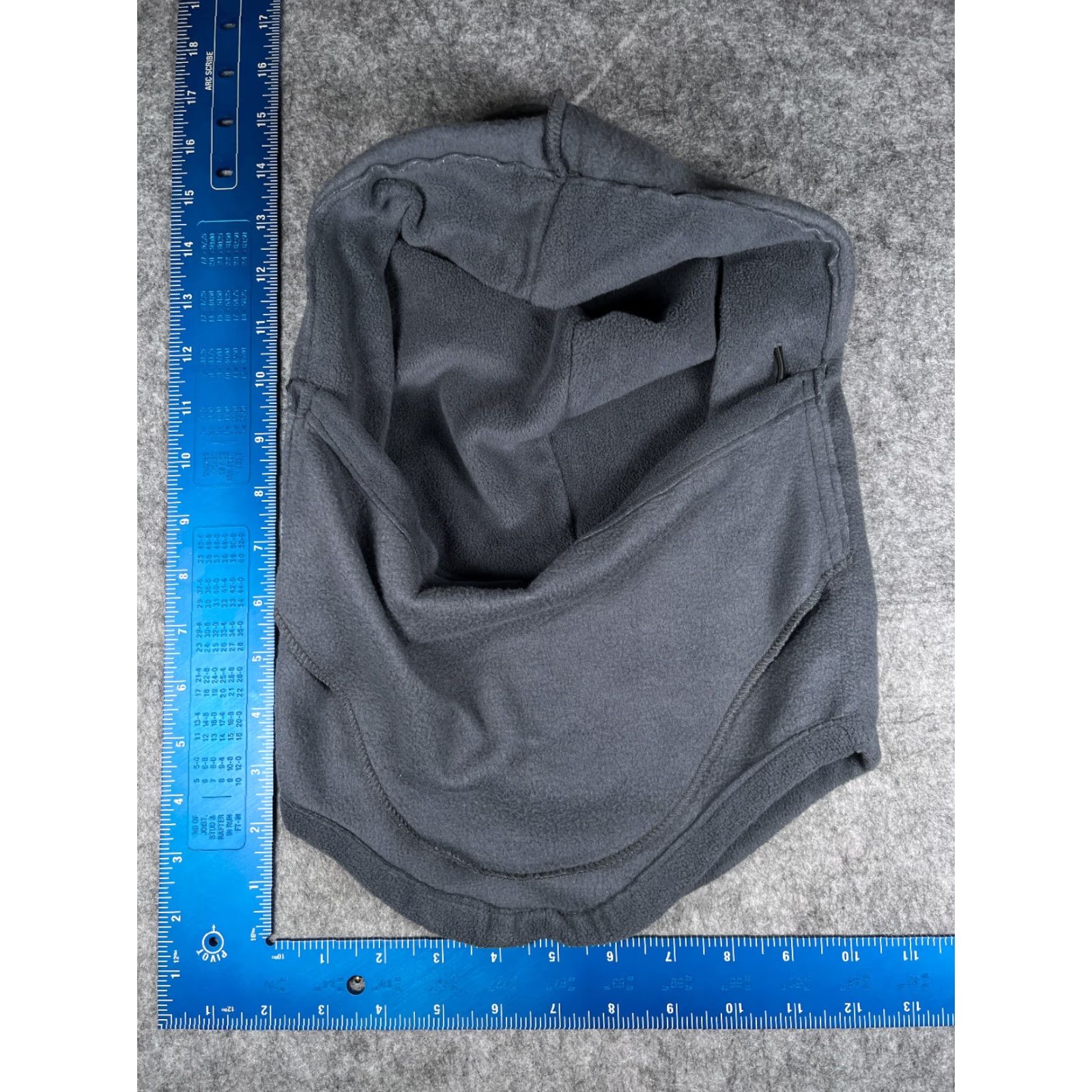 Tek Gear Tek Gear Balaclava Ski Mask Adult One Size Gray Polyester Viscose Fleece Ski Size US M / EU 48-50 / 2 - 4 Thumbnail
