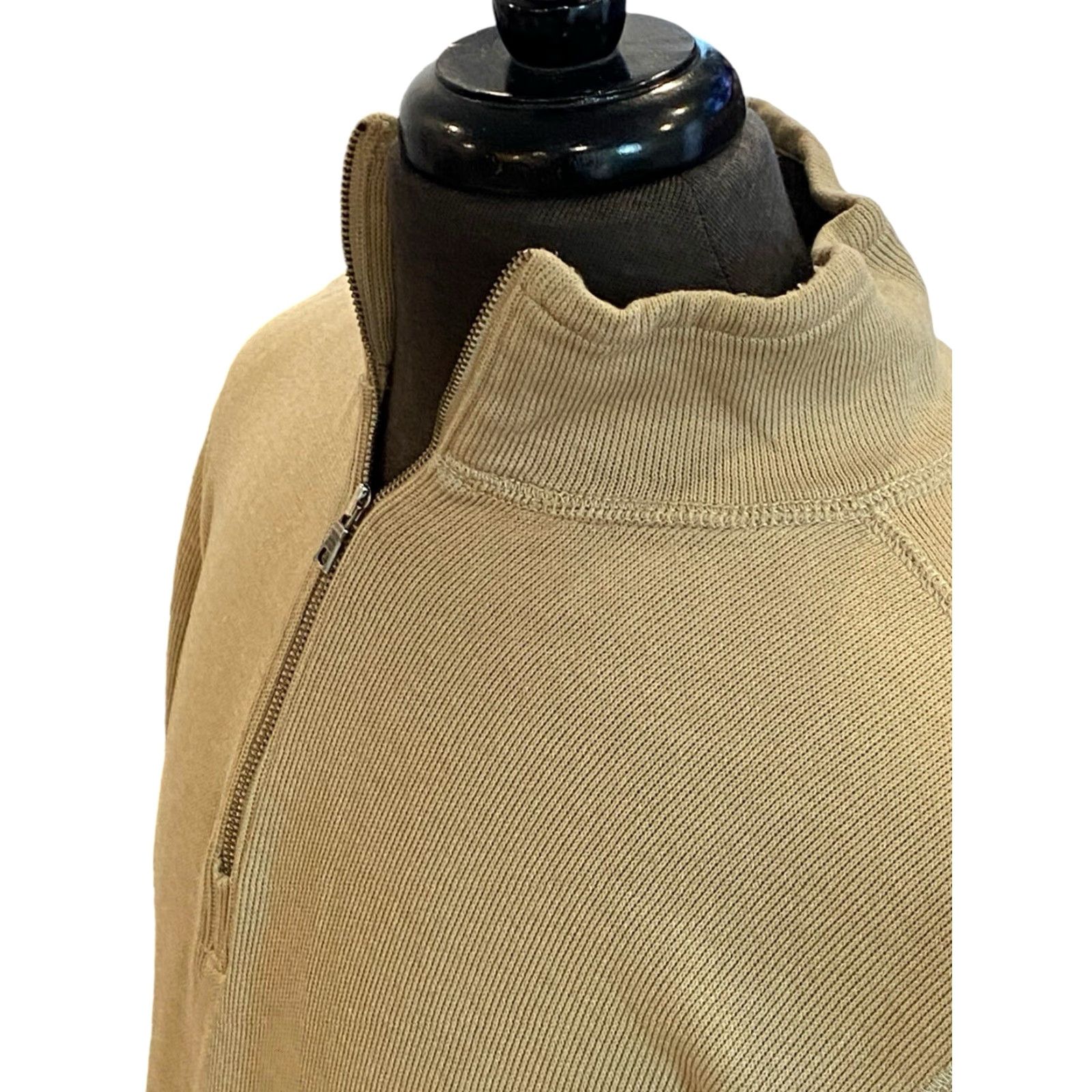 Banana Republic VINTAGE Banana Republic Cotton Tan 1/4 Zip Pullover Men’s Beige Medium Shirts Pullover Preppy Style 1/4 Zip Beige Mens Size US M / EU 48-50 / 2 - 3 Thumbnail