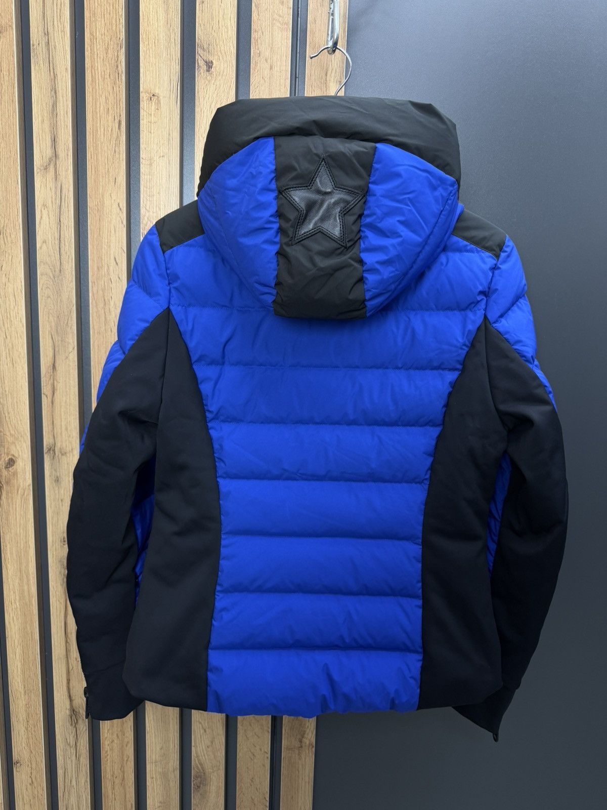 Goldbergh Goldbergh Down Ski Jacket Puffer Hooded Luxury Sports Size M / US 6-8 / IT 42-44 - 12 Thumbnail