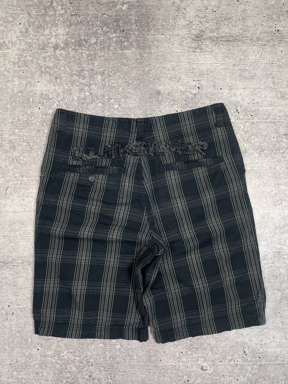 Quiksilver Vintage Quiksilver Big Logo Relaxed Fit Shorts Y2K Size US 34 / EU 50 - 1 Thumbnail