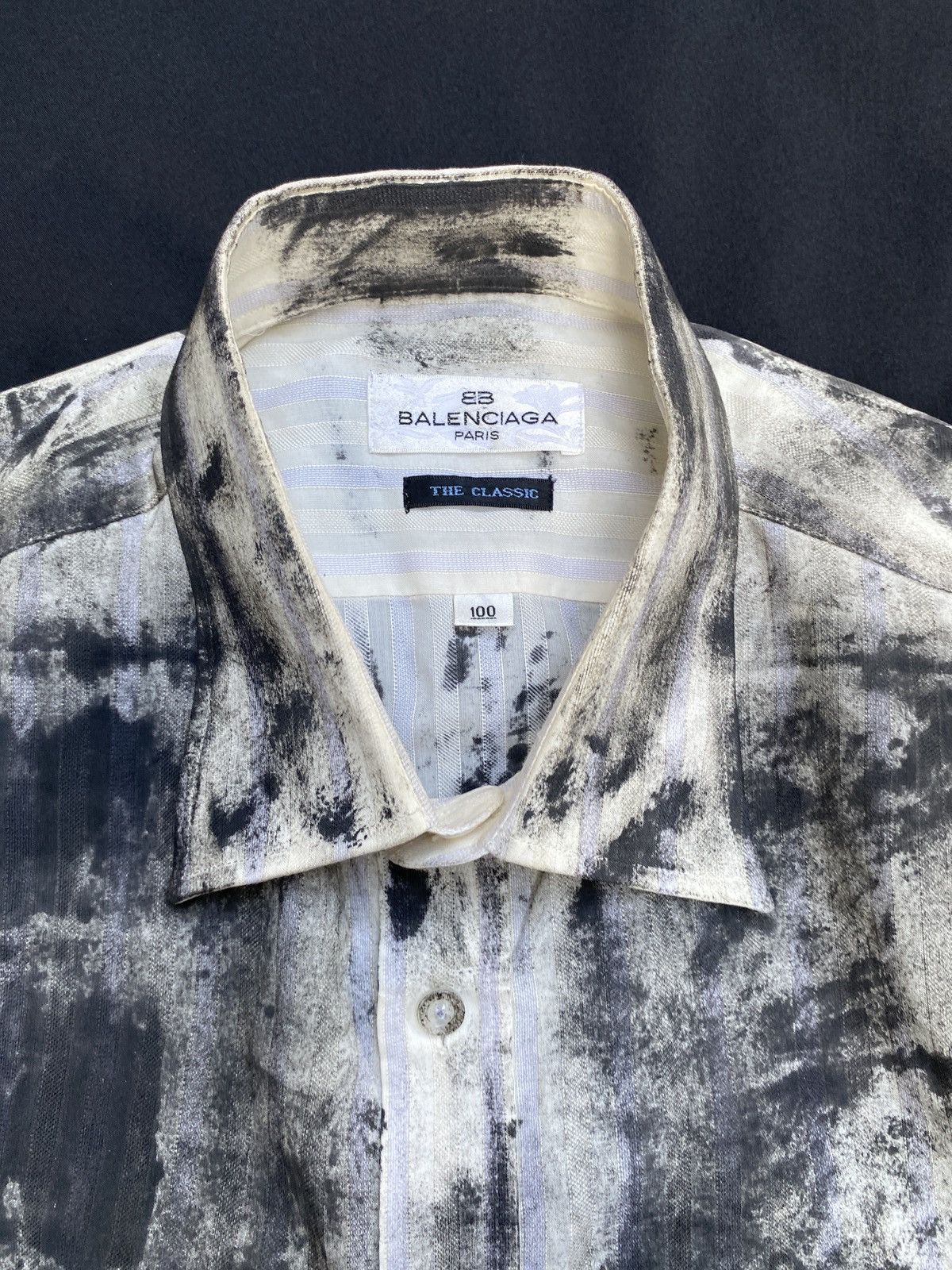 Balenciaga Vintage Balenciaga Trompe l’oeil Painted Button Shirt Size US L / EU 52-54 / 3 - 3 Thumbnail