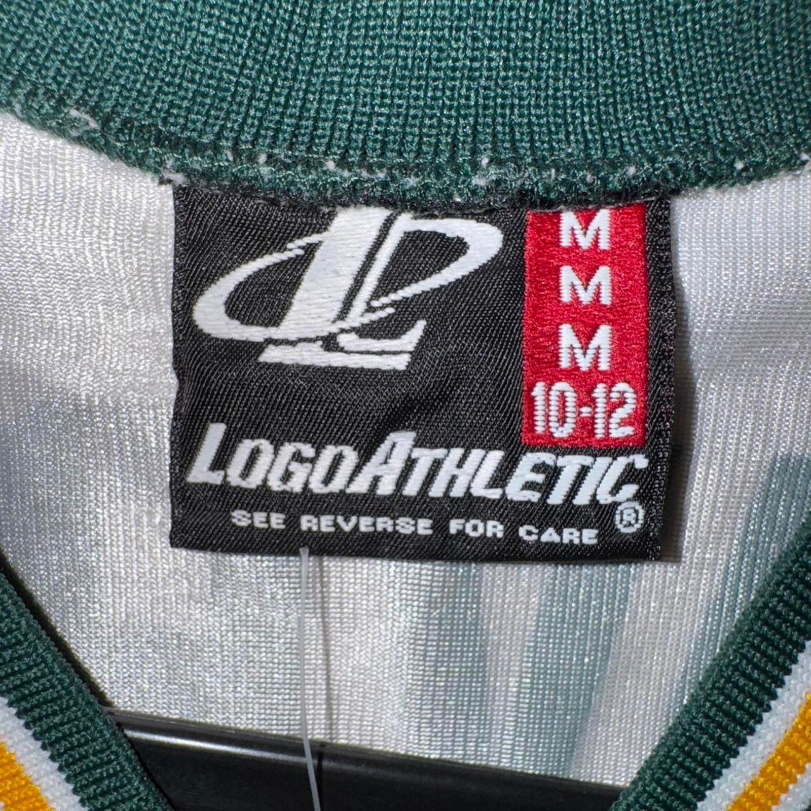 NFL Vintage y2k brett favre 2000 youth green bay packers jersey Size US M / EU 48-50 / 2 - 4 Thumbnail