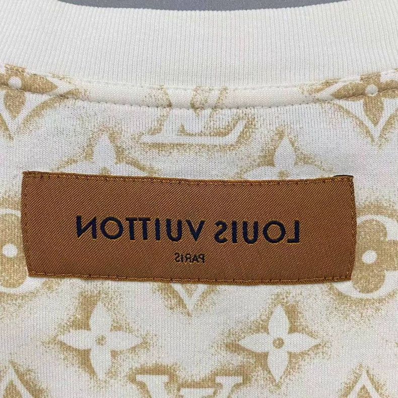 Louis Vuitton Louis Vuitton New Beige Full Print Short Sleeve Size US M / EU 48-50 / 2 - 6 Thumbnail