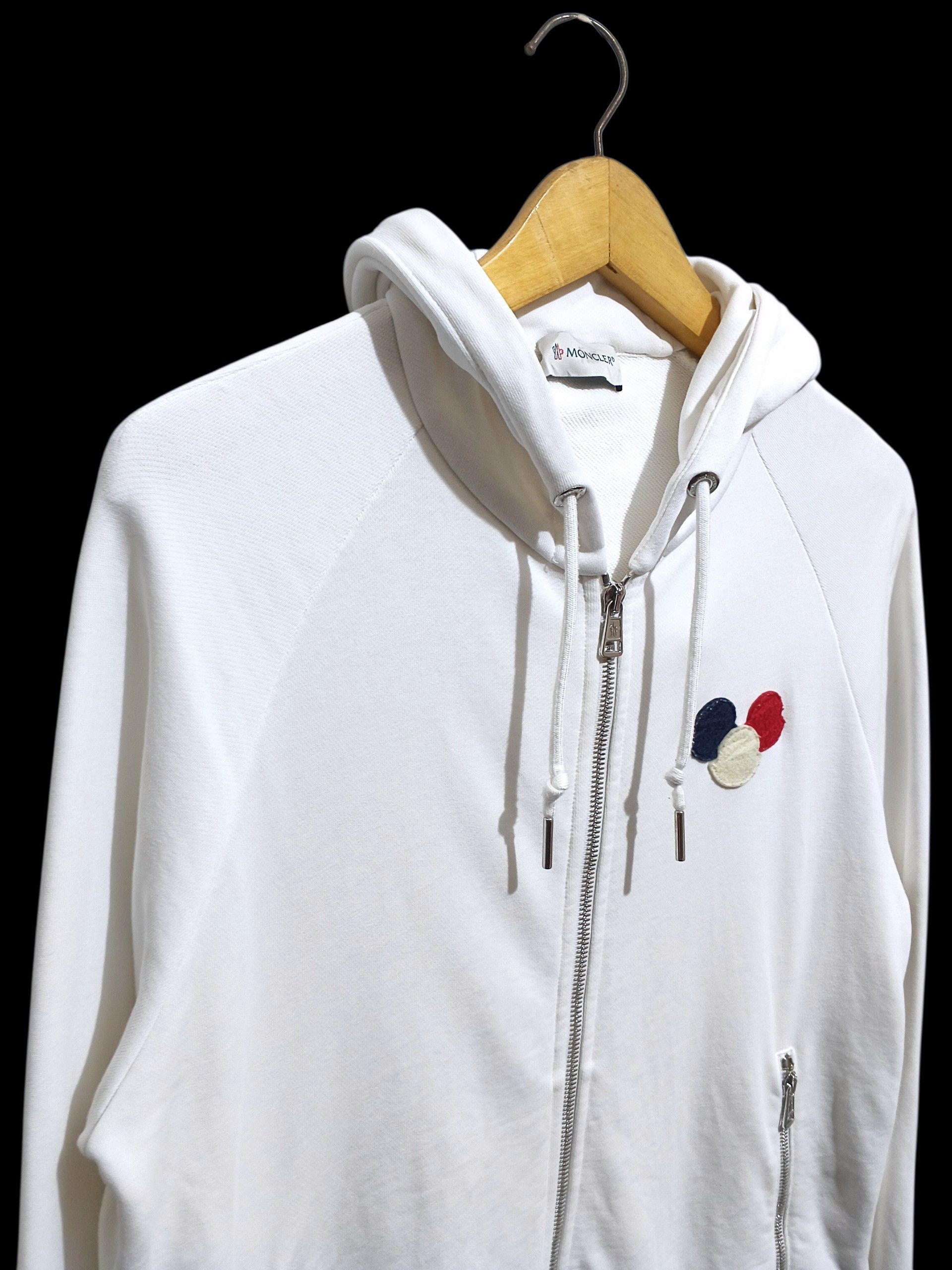 Moncler Moncler Quiet Luxury logo patch zip up hoodie Size US L / EU 52-54 / 3 - 5 Thumbnail