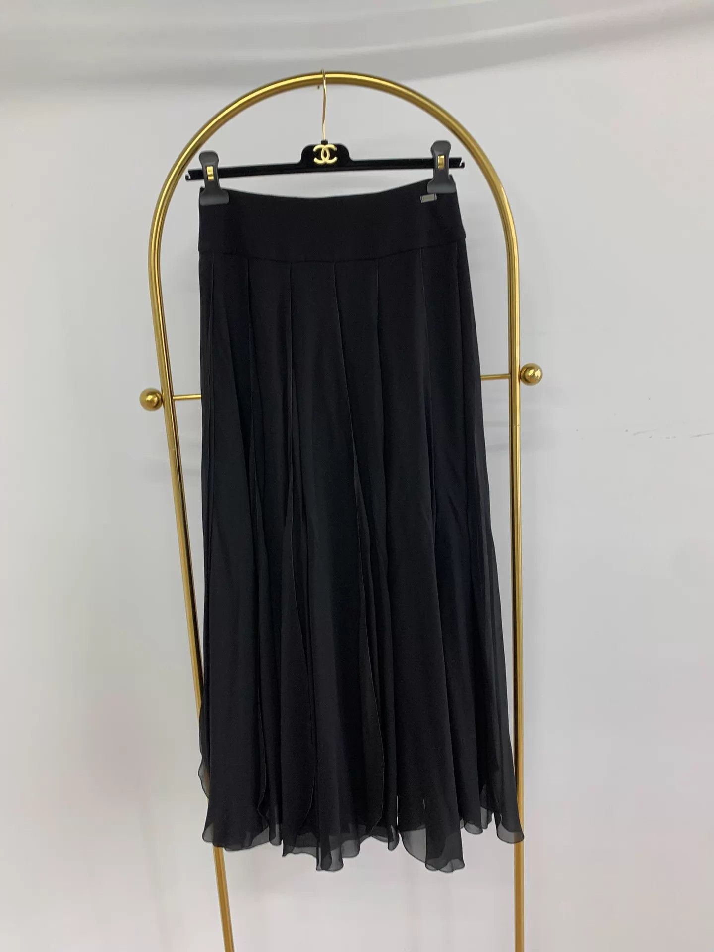 Chanel Chanel Vintage Black Silk Tulle Skirt 36 New Size 26" / US 2 / IT 38 - 1 Thumbnail