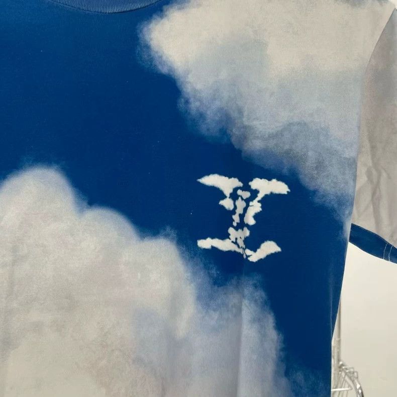 Louis Vuitton Louis Vuitton Short Sleeve Cloud Print Tee -2505 Size US XS / EU 42 / 0 - 3 Thumbnail