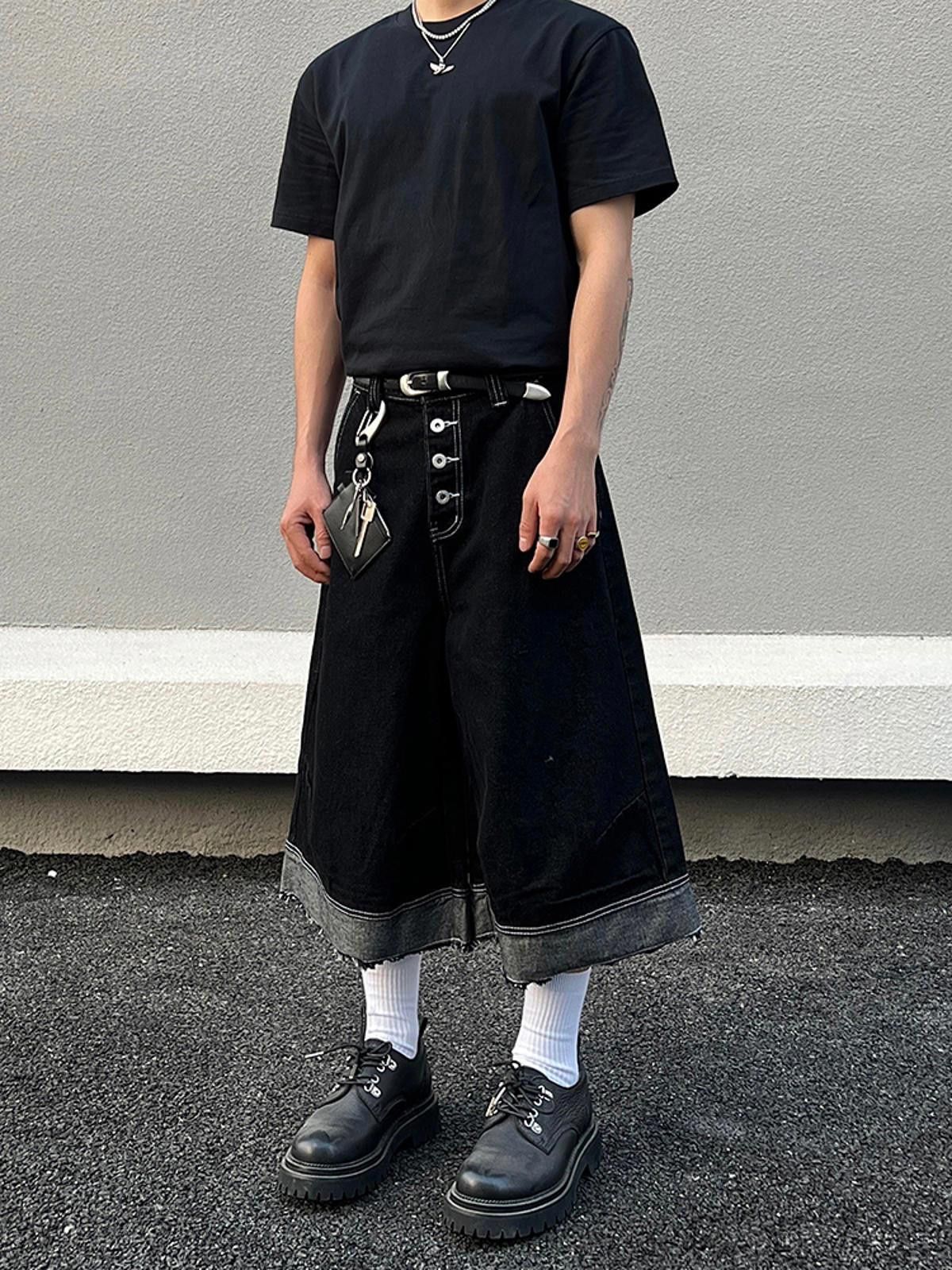 Japanese Brand Multi Button Black Denim Jorts Size US 32 / EU 48 - 2 Thumbnail