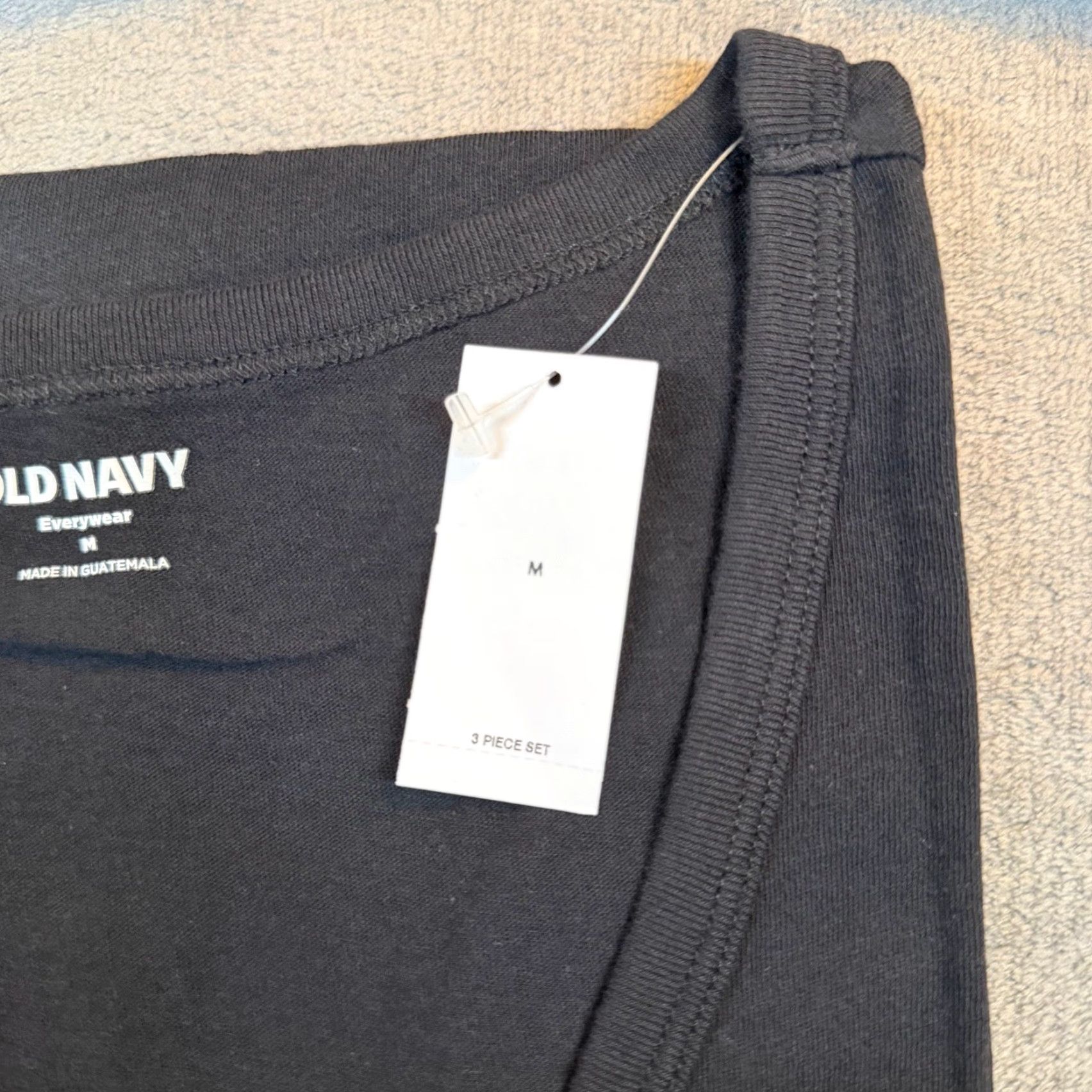 Old Navy Old Navy T Shirt Womens Medium Black 3 Piece Set Cotton V Neck NWT Size M / US 6-8 / IT 42-44 - 3 Thumbnail