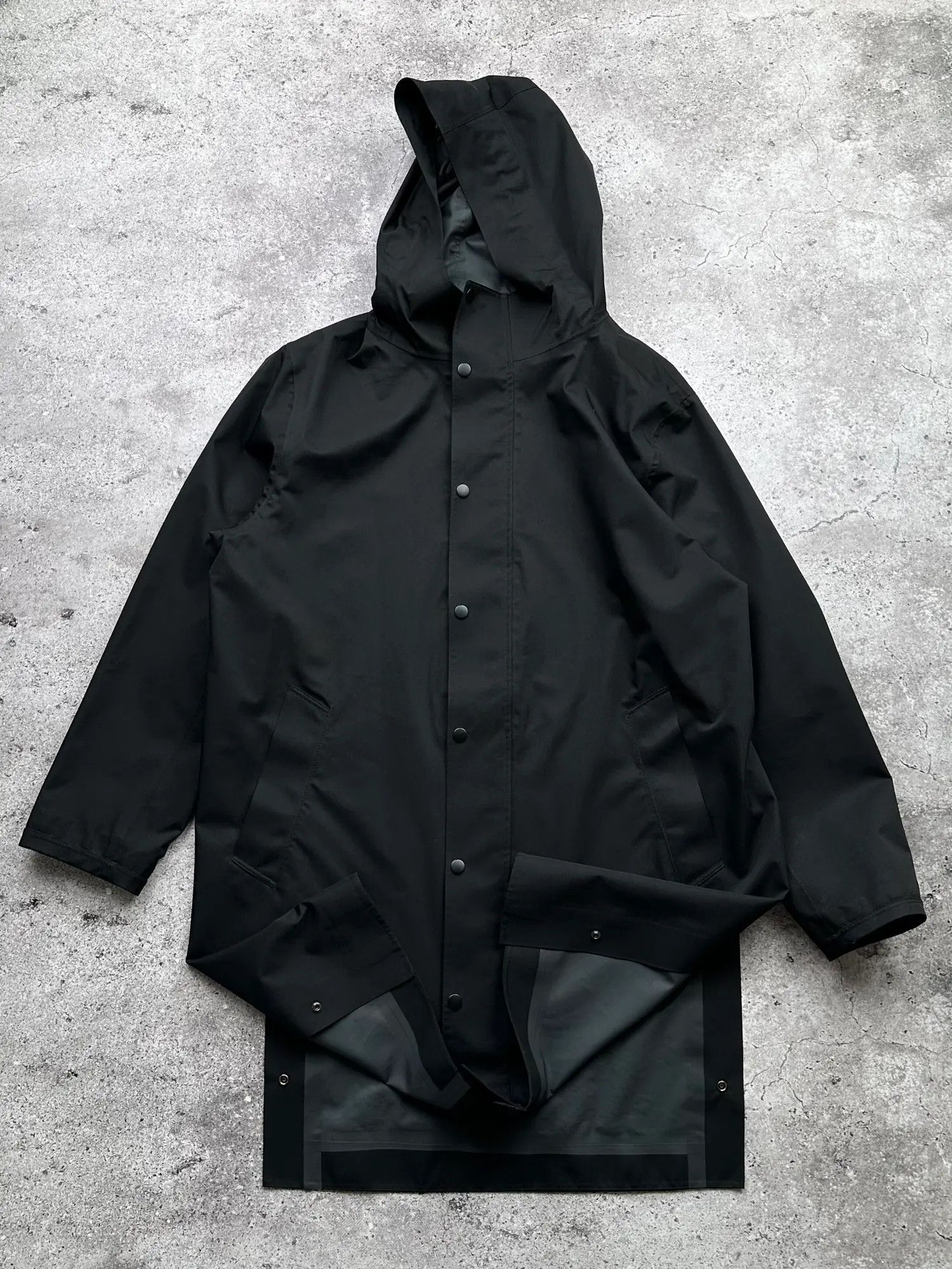 Japanese Brand Vintage Waterproof Coat C146(V117)E8 Size US M / EU 48-50 / 2 - 1 Thumbnail