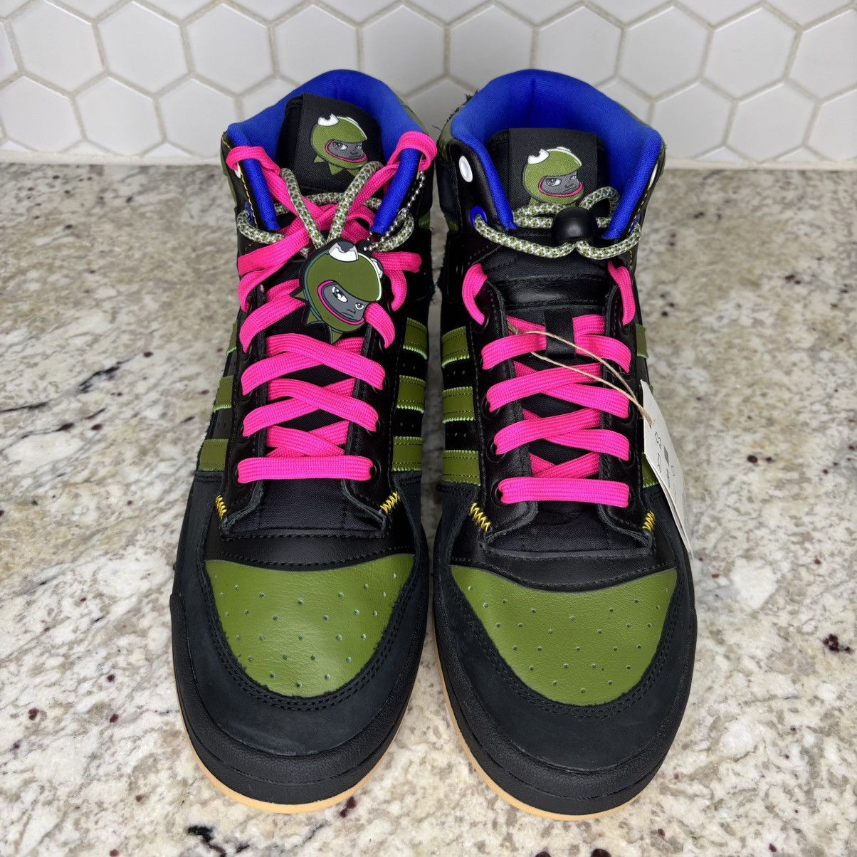 Adidas × Hebru Brantley Size 11-adidas Forum Mid RTHebru Brantley Frogboy NEW Size US 11 / EU 44 - 3 Thumbnail
