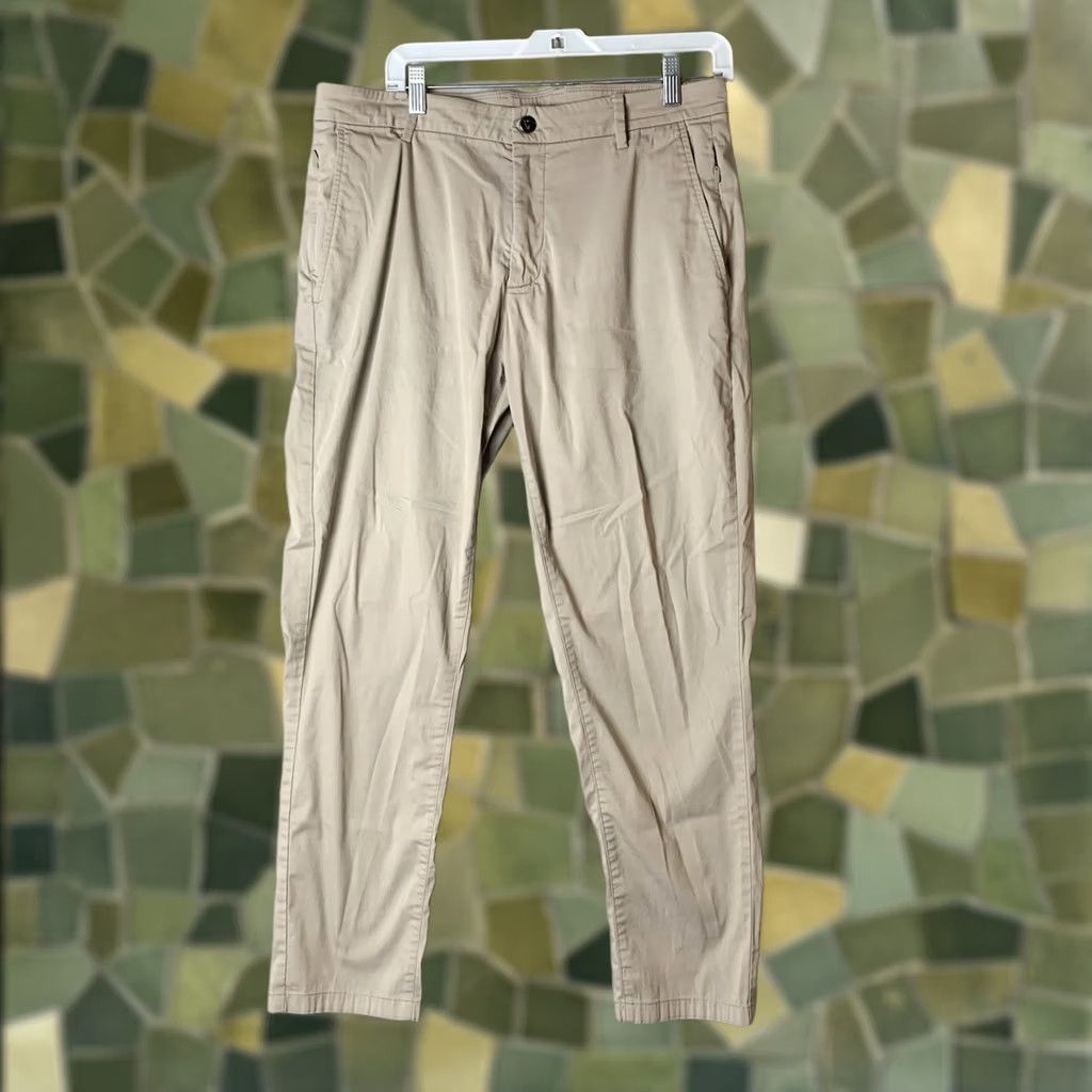Vintage Birddogs Pant Men 34x30 Beige Chino Regular 34 Flat Front Lined Golf Hiking Pocket Logo Embroidered Spikes—Pre-Owned Size US 34 / EU 50 - 1 Thumbnail