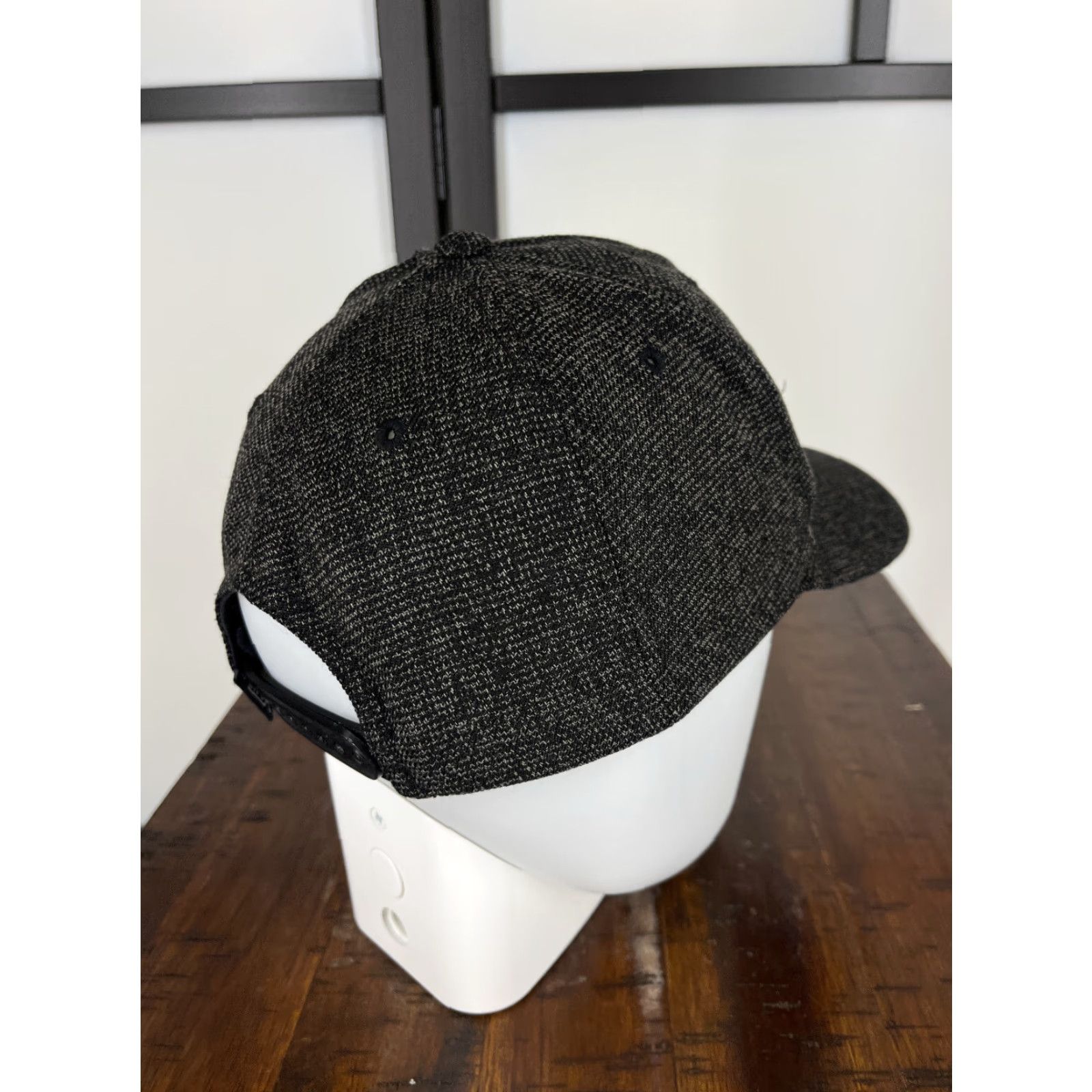 Vans VANS Hat Cap Snap Back Adult One Size Gray 90s Classic Sports Skateboard Casual Travel Men Beanie? Size ONE SIZE - 7 Thumbnail