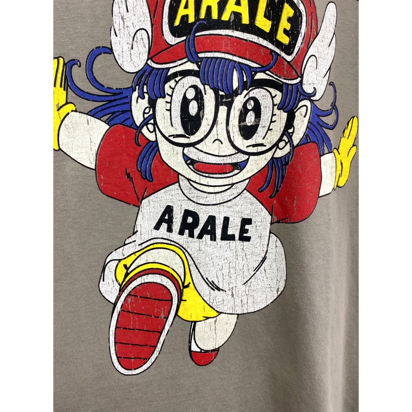 Vintage Y2K Arale Chan Mercy Vintage Design Graphic Anime T-Shirt Gray L Men XS? Size US L / EU 52-54 / 3 - 7 Thumbnail