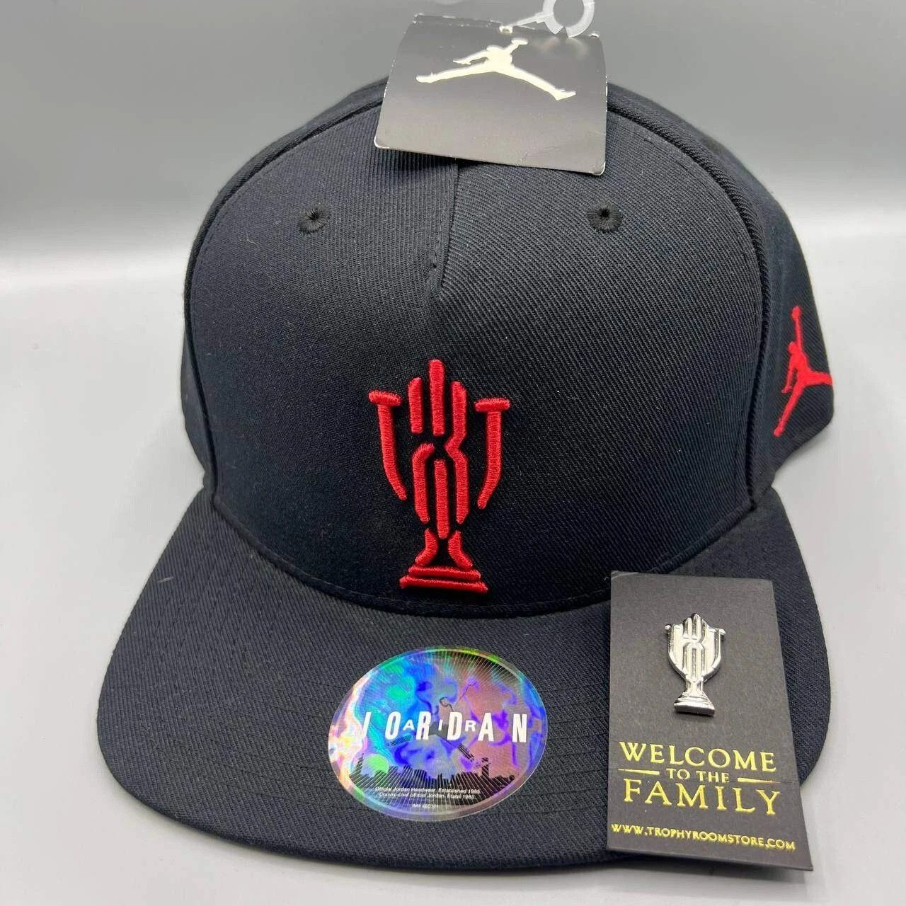 Jordan Brand Air Jordan Hat Men Trophy Room Red Logo Snap Back with Pin Size ONE SIZE - 1 Thumbnail