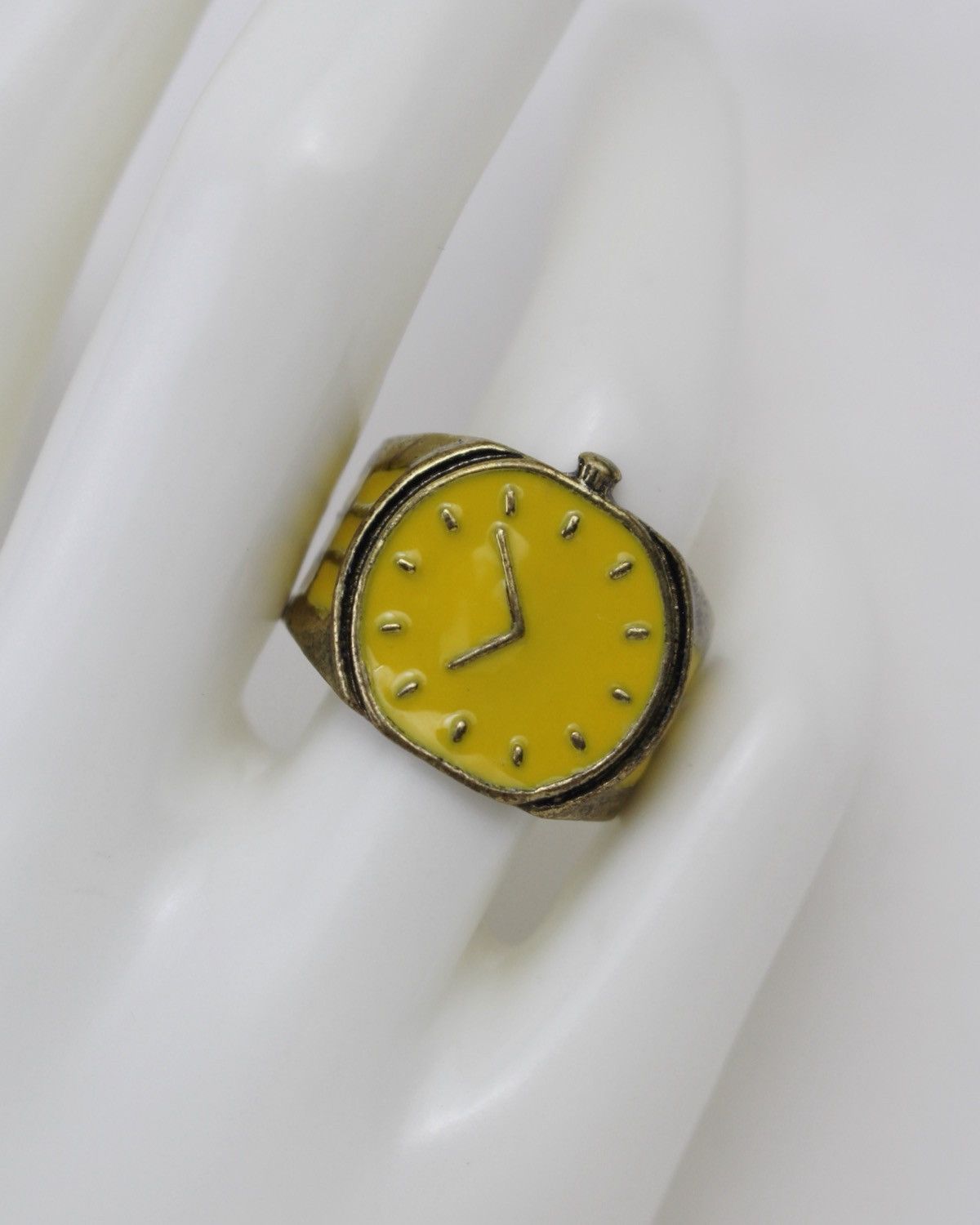 Vintage 2000S JAPANESE MADE YELLOW DIAL WATCH RING Size ONE SIZE - 2 Thumbnail