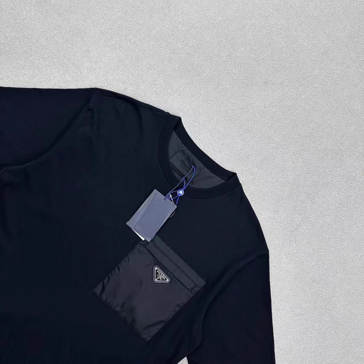 Prada Prada Triangle Metal Logo Nylon Pocket SS L Size US L / EU 52-54 / 3 - 3 Thumbnail